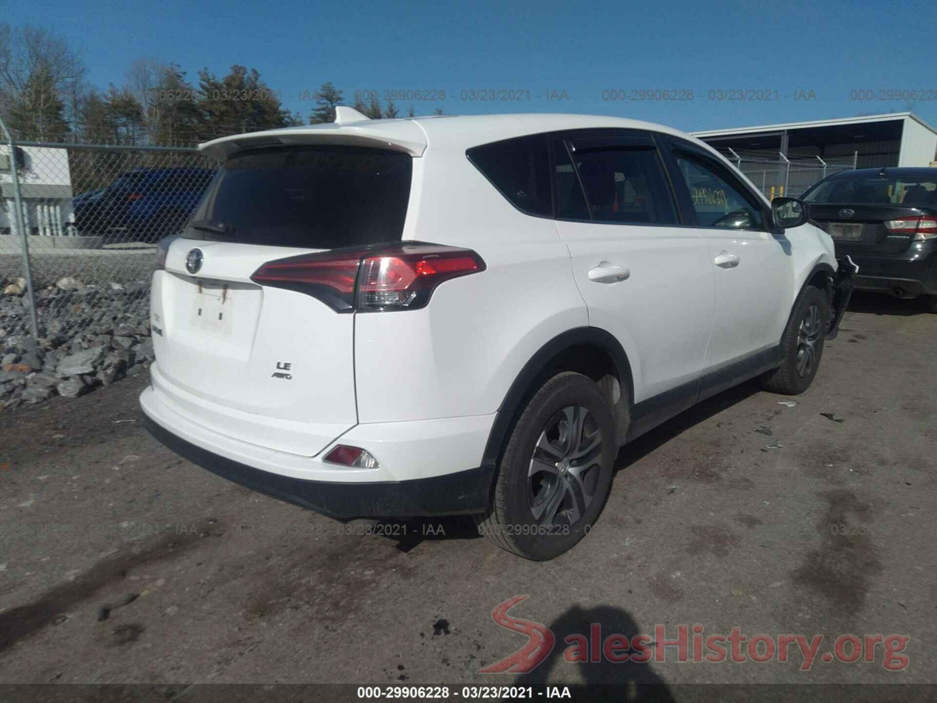 2T3BFREV4JW825164 2018 TOYOTA RAV4