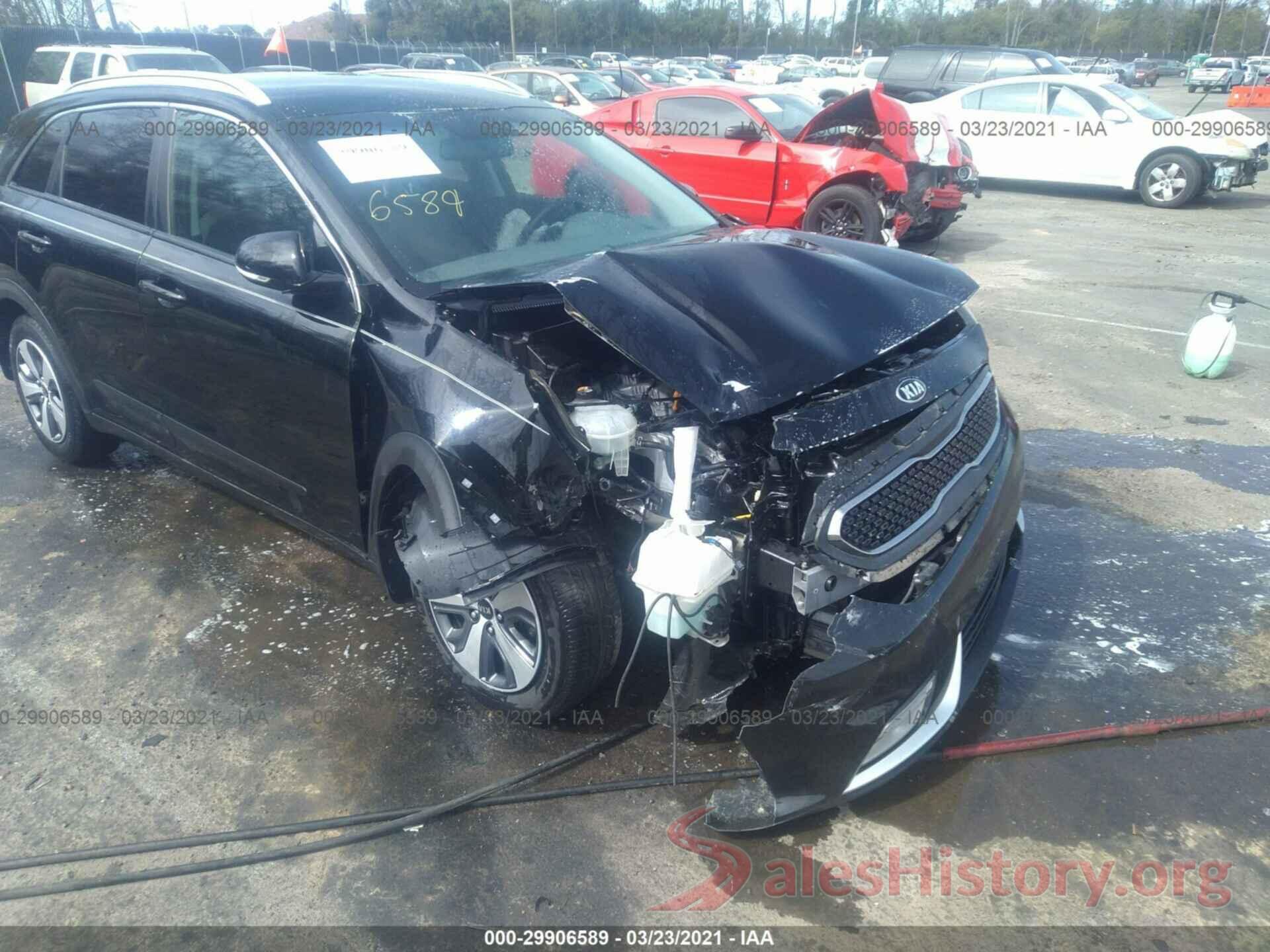 KNDCC3LC7J5110432 2018 KIA NIRO