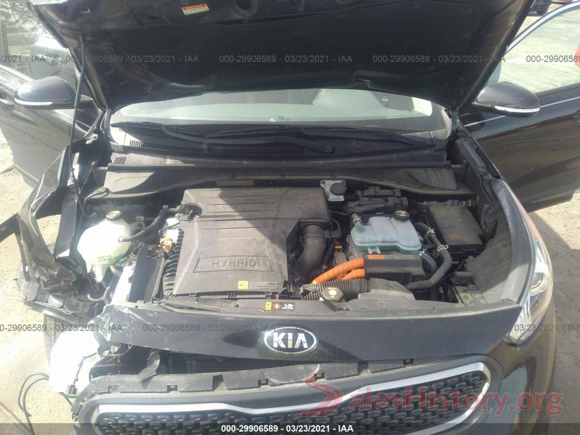 KNDCC3LC7J5110432 2018 KIA NIRO