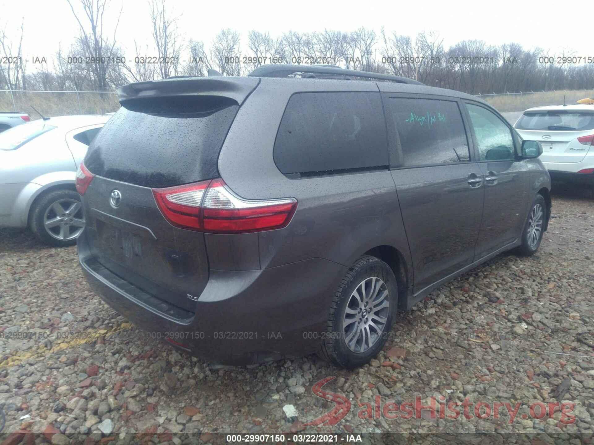 5TDYZ3DC1JS949733 2018 TOYOTA SIENNA