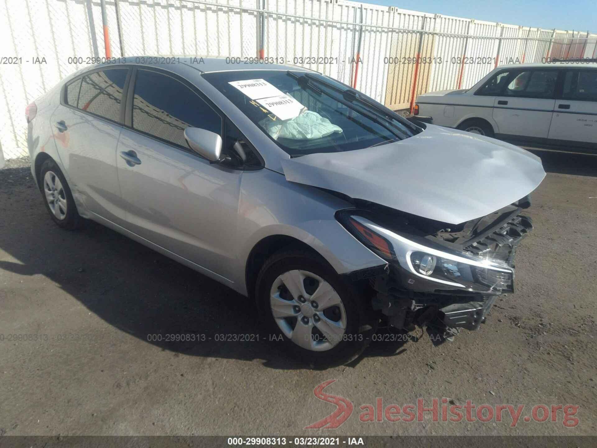 3KPFK4A79HE043469 2017 KIA FORTE