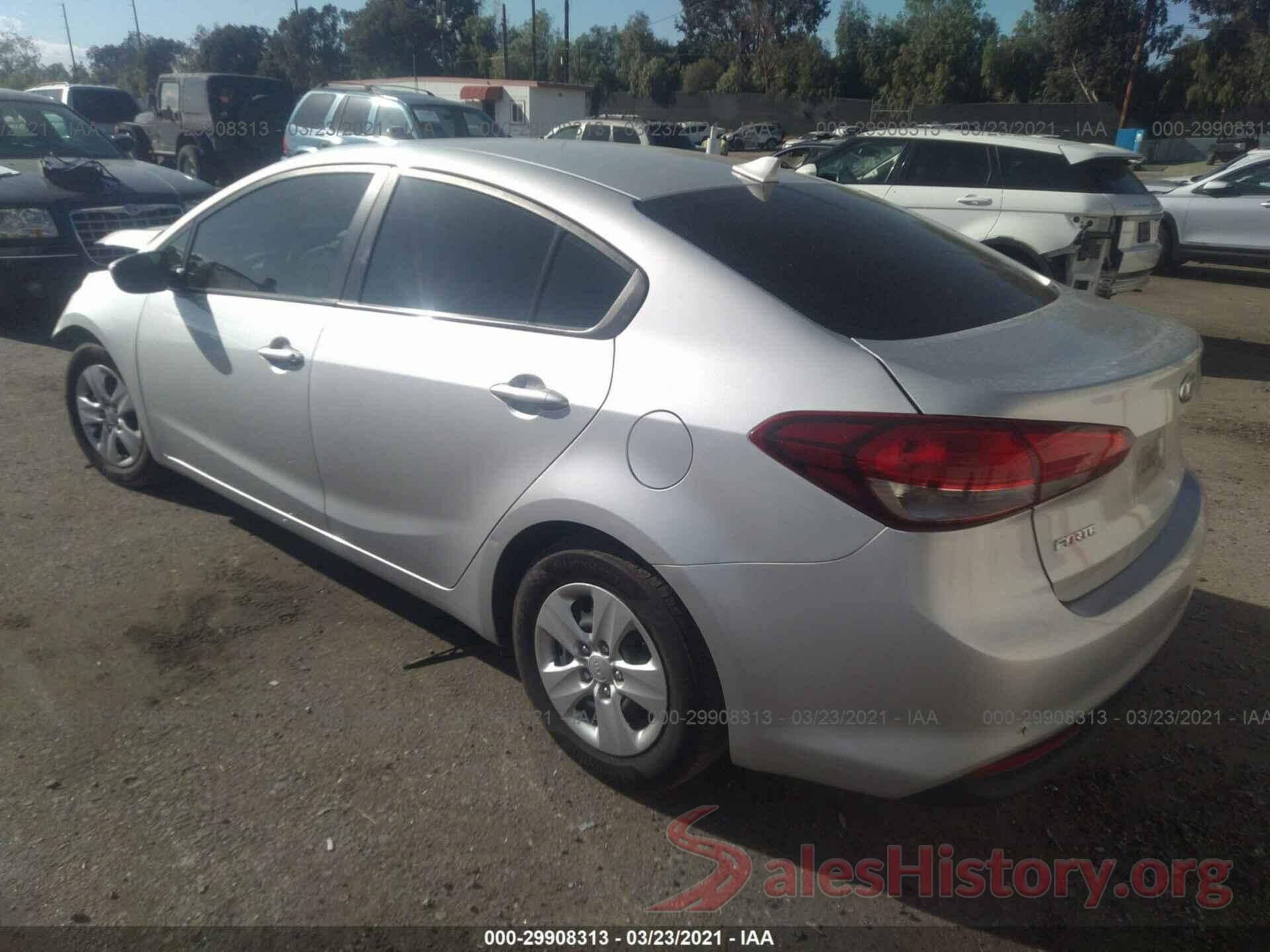 3KPFK4A79HE043469 2017 KIA FORTE