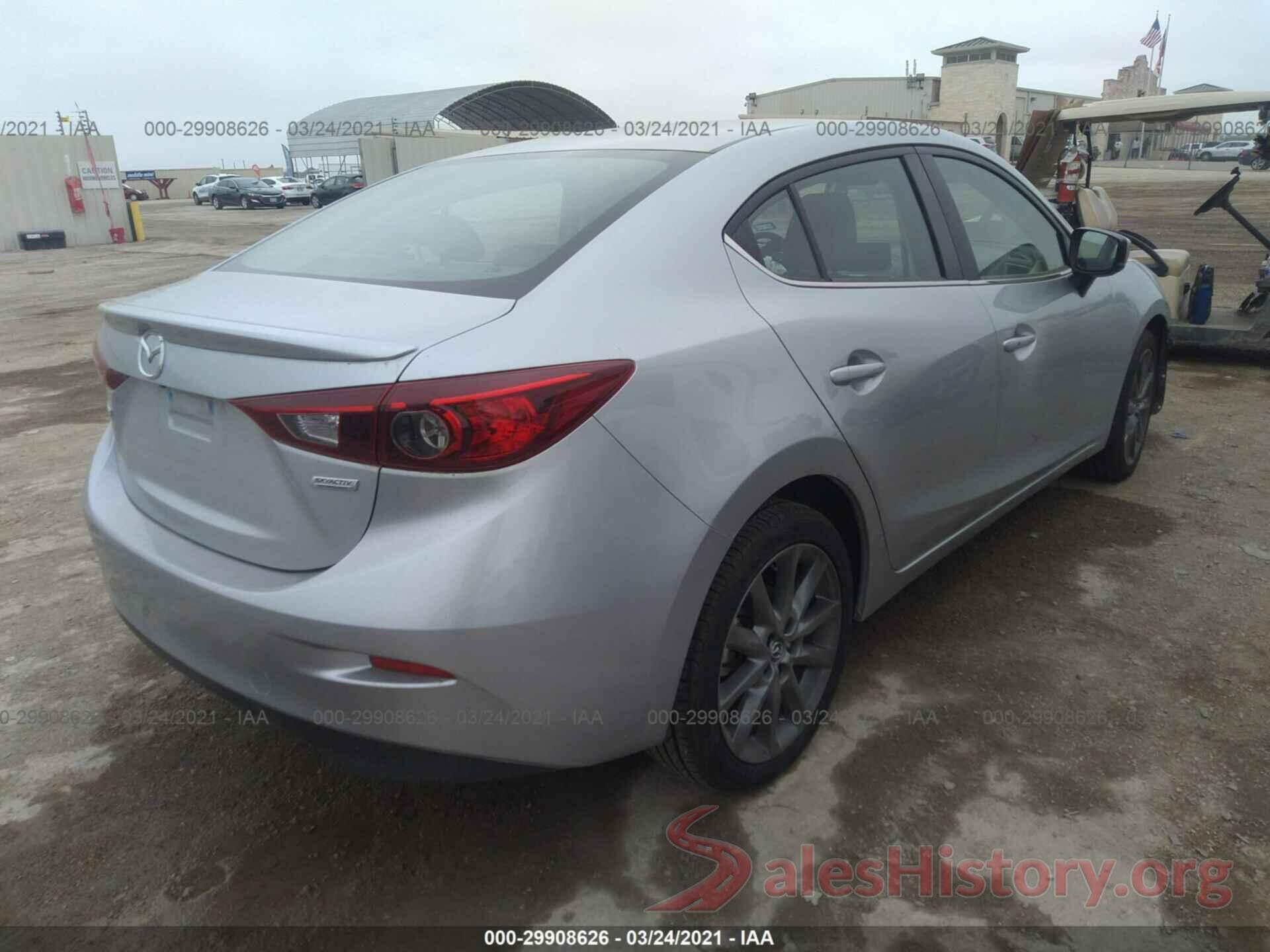 3MZBN1V35JM205084 2018 MAZDA MAZDA3 4-DOOR