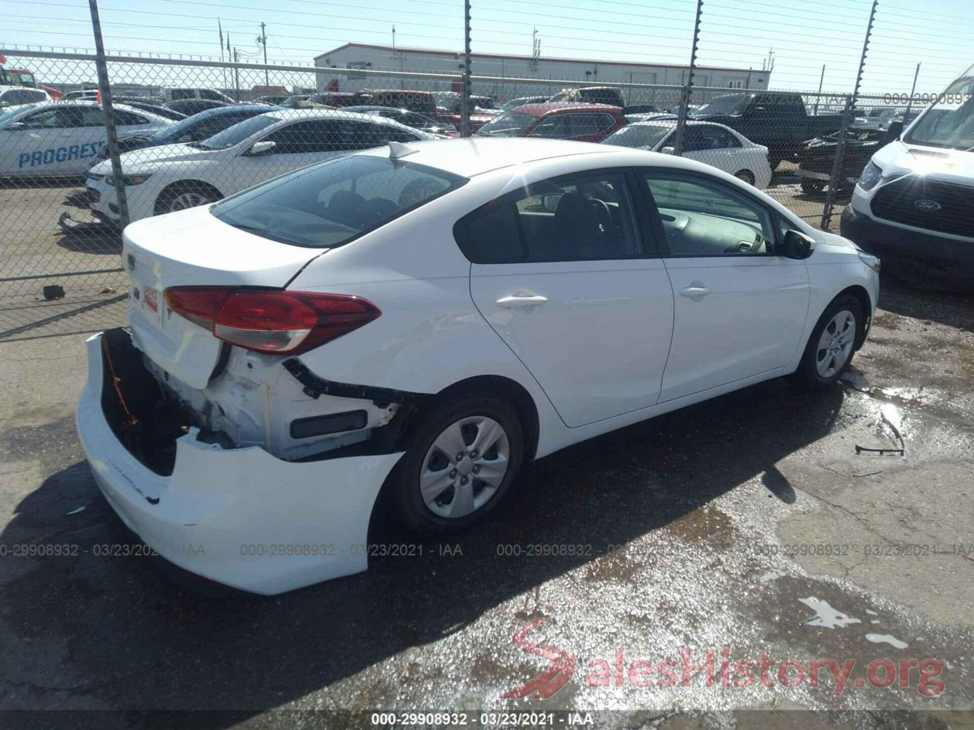 3KPFK4A72JE176693 2018 KIA FORTE