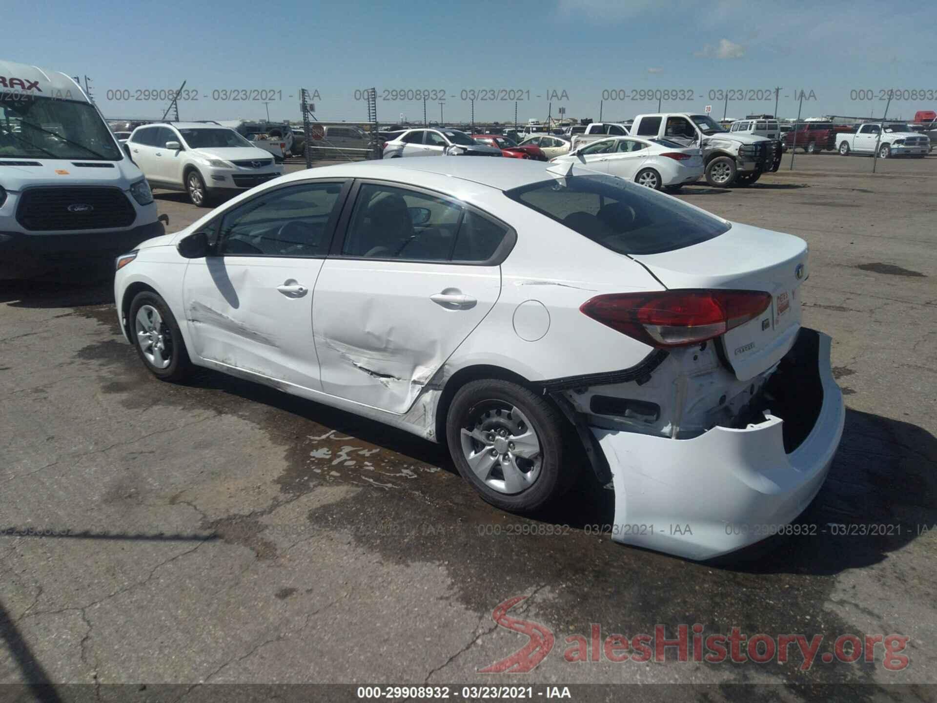 3KPFK4A72JE176693 2018 KIA FORTE