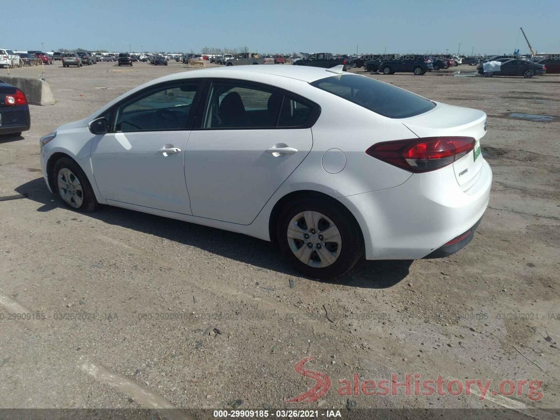 3KPFK4A75HE081197 2017 KIA FORTE