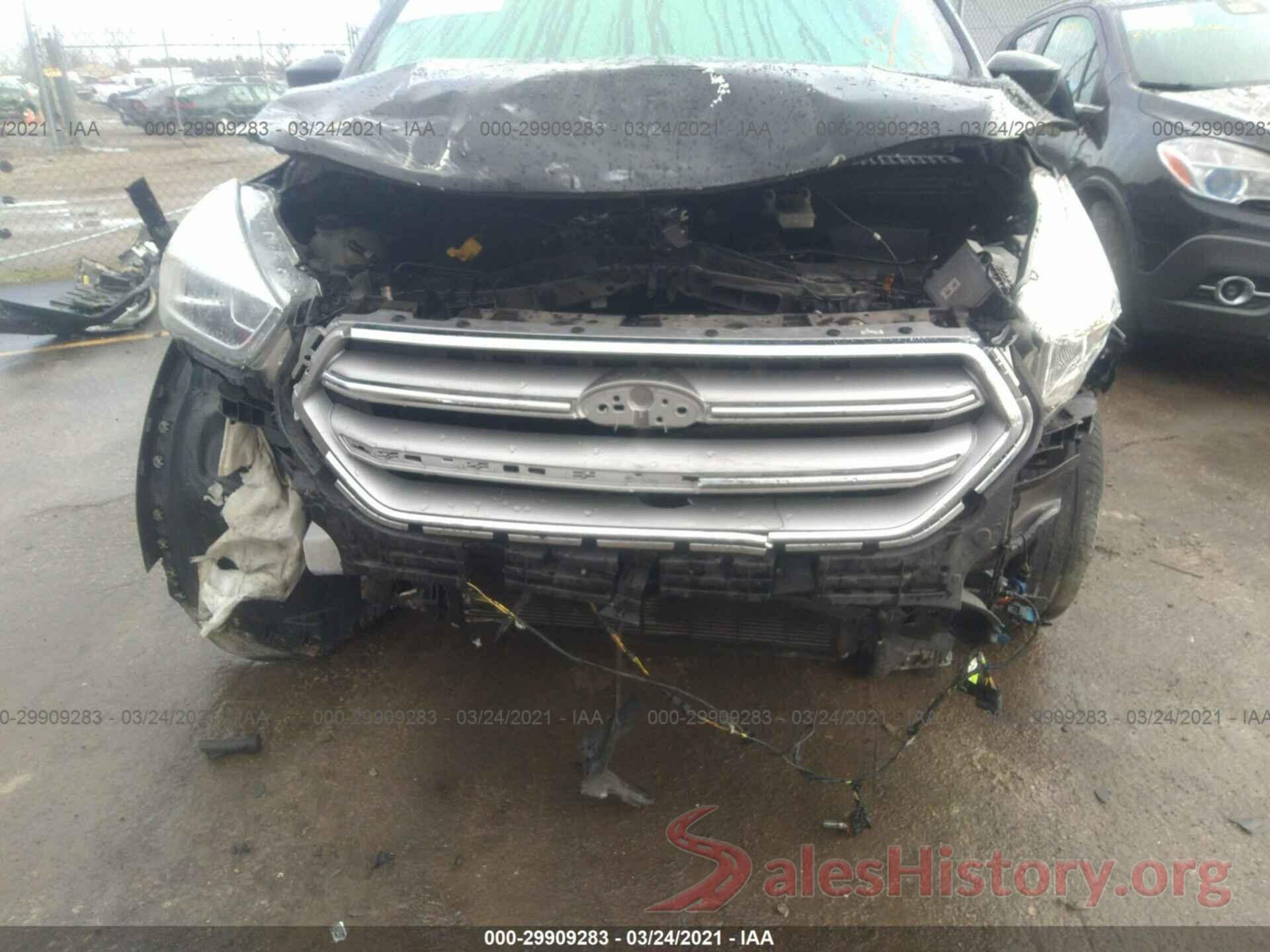 1FMCU0HD0JUB09153 2018 FORD ESCAPE