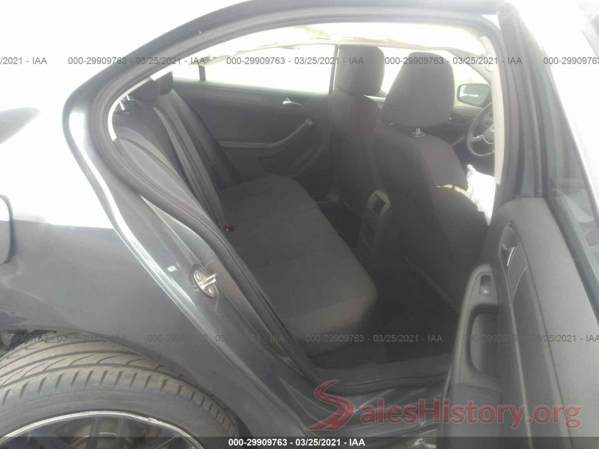 3VW267AJXGM272423 2016 VOLKSWAGEN JETTA SEDAN