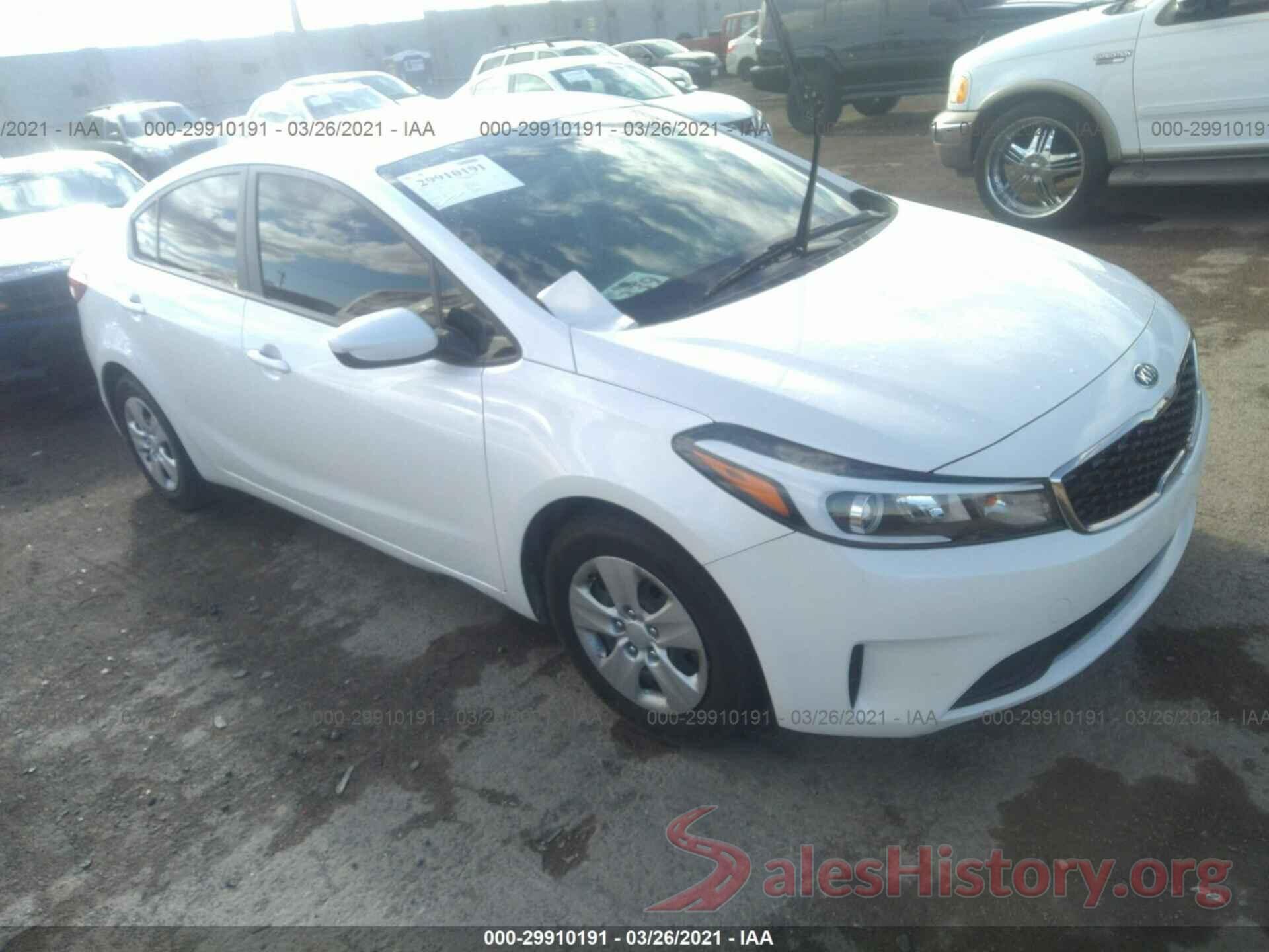 3KPFL4A74HE040573 2017 KIA FORTE