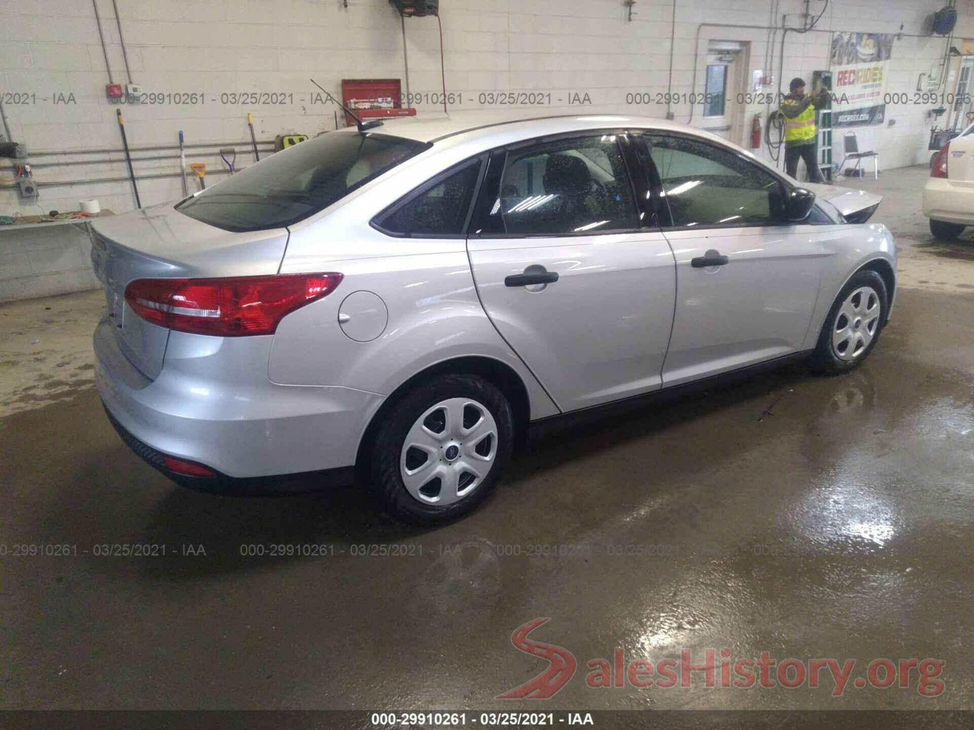 1FADP3E22JL284214 2018 FORD FOCUS