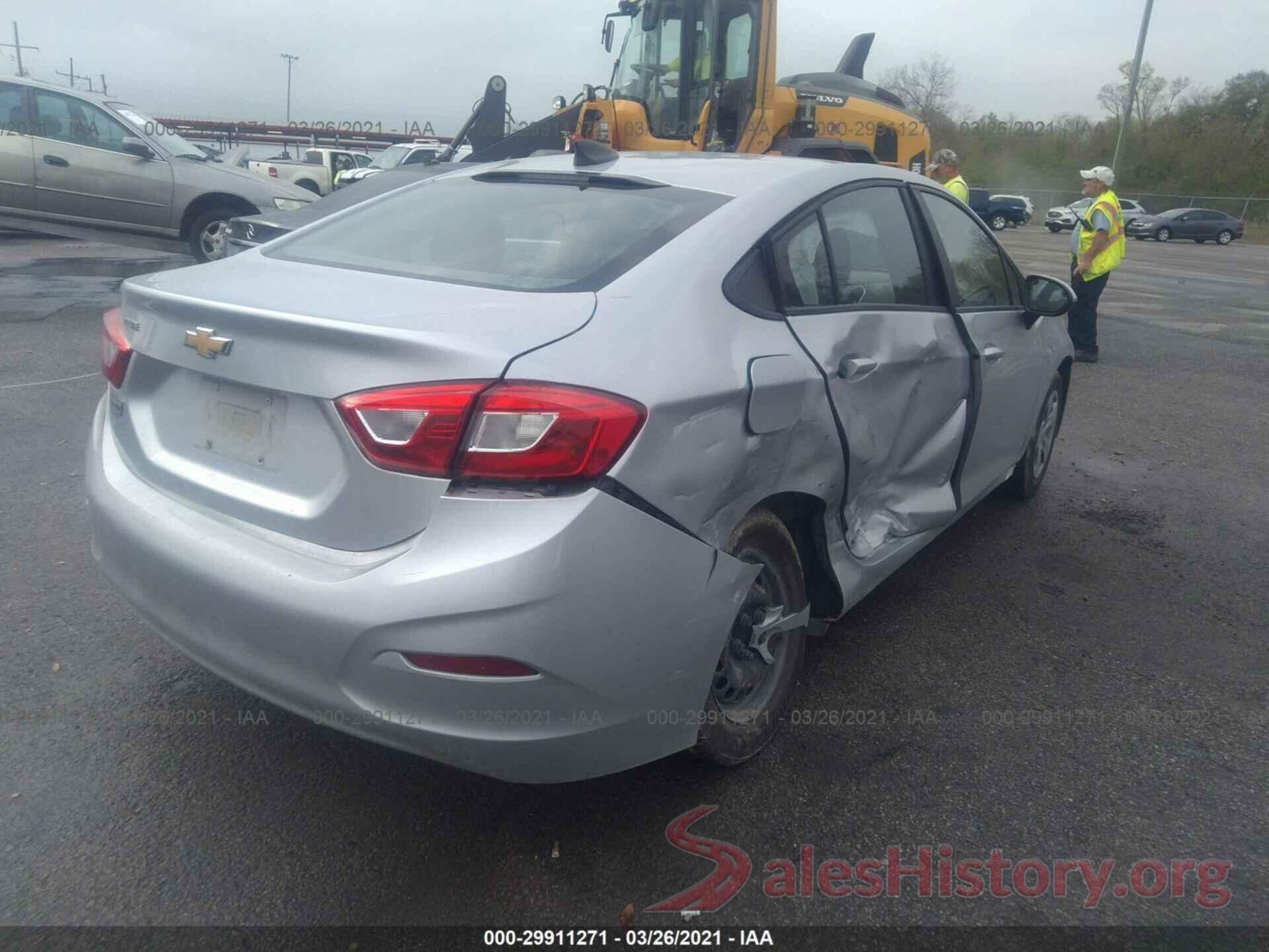 1G1BC5SM4J7139689 2018 CHEVROLET CRUZE