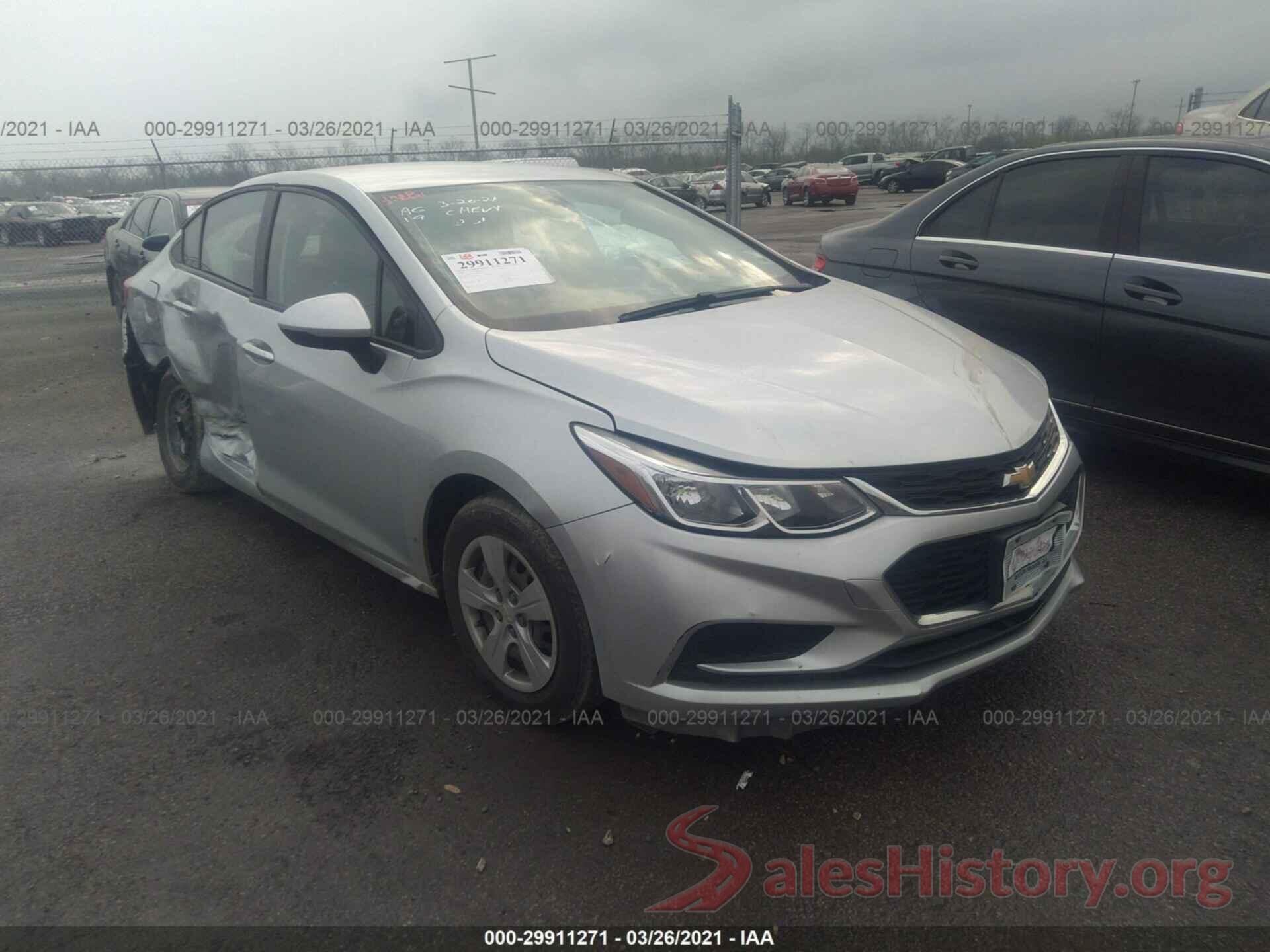 1G1BC5SM4J7139689 2018 CHEVROLET CRUZE