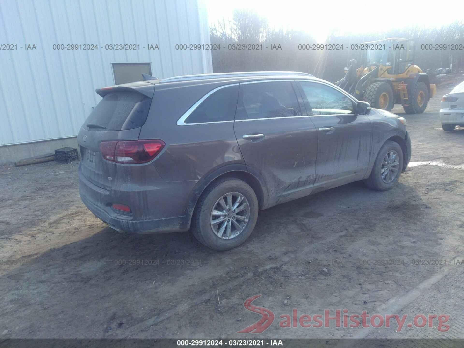 5XYPGDA33KG550462 2019 KIA SORENTO