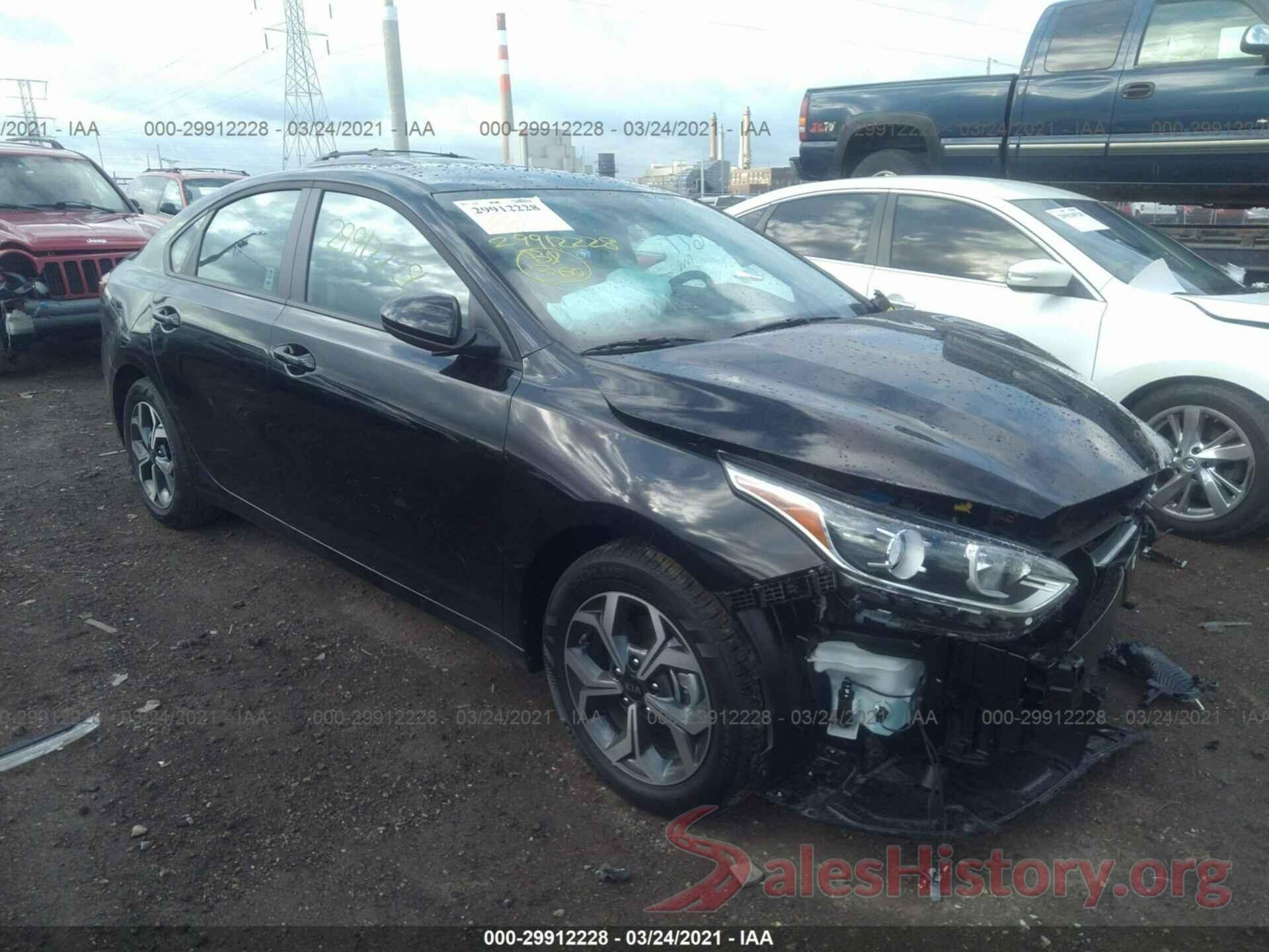 3KPF24AD2ME332905 2021 KIA FORTE