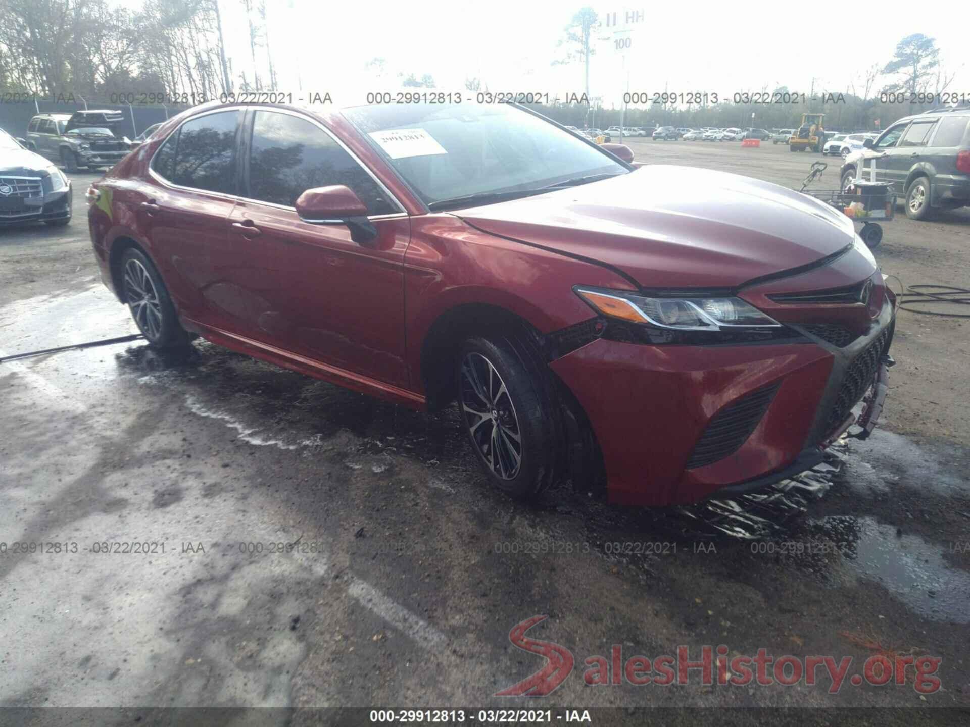 4T1B11HKXJU567341 2018 TOYOTA CAMRY