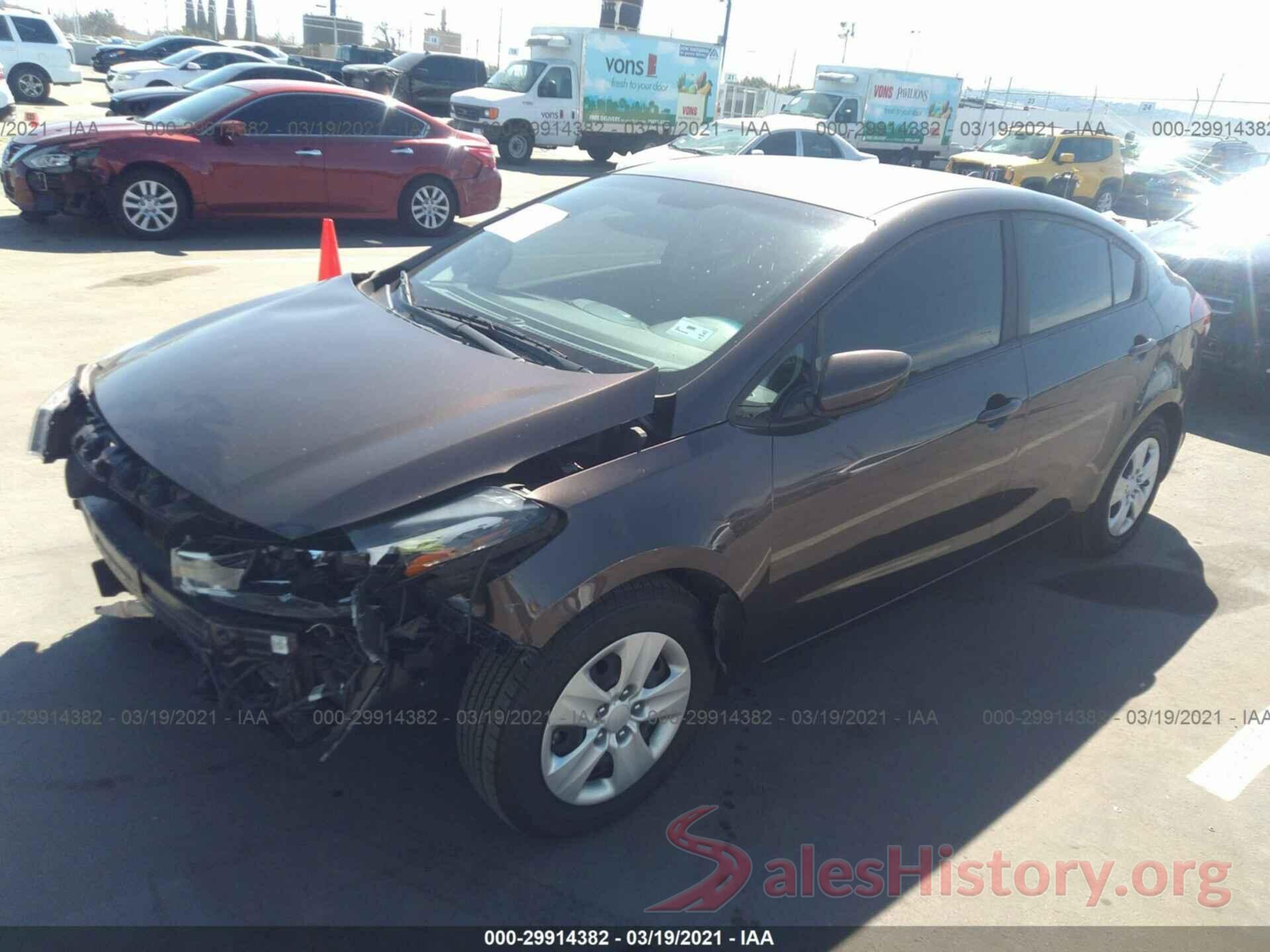 3KPFK4A74HE111550 2017 KIA FORTE