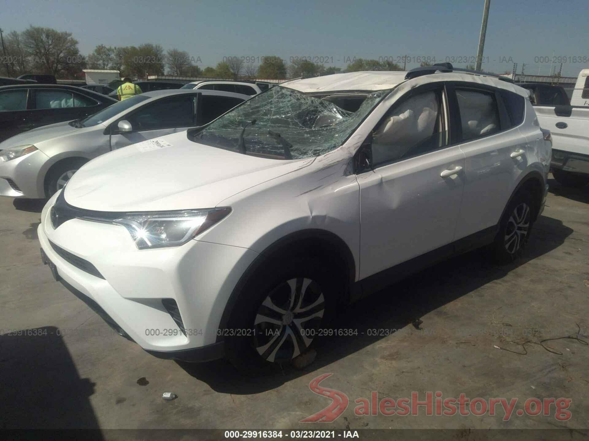 JTMZFREV8HJ107818 2017 TOYOTA RAV4