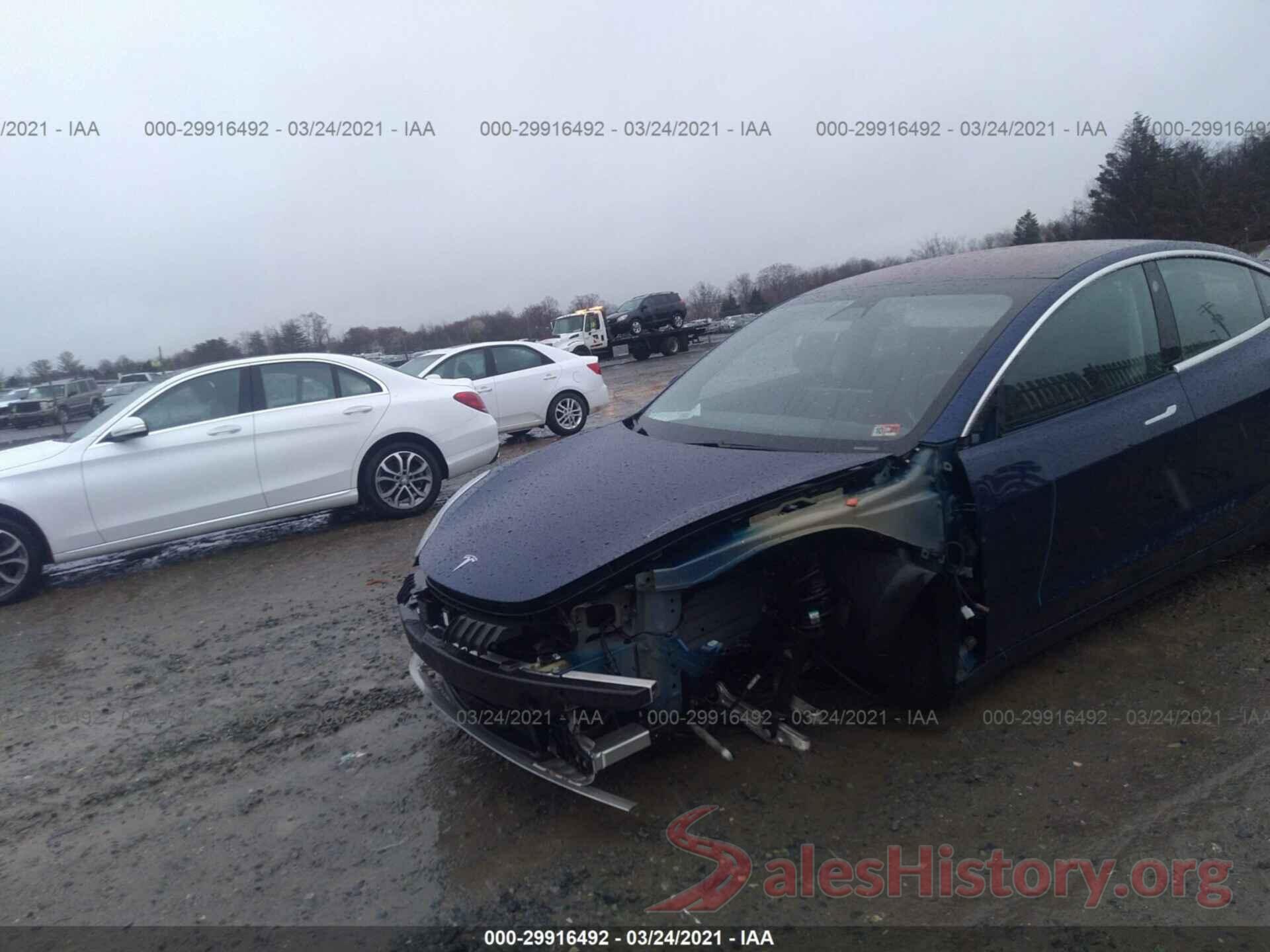 5YJ3E1EA8JF044269 2018 TESLA MODEL 3