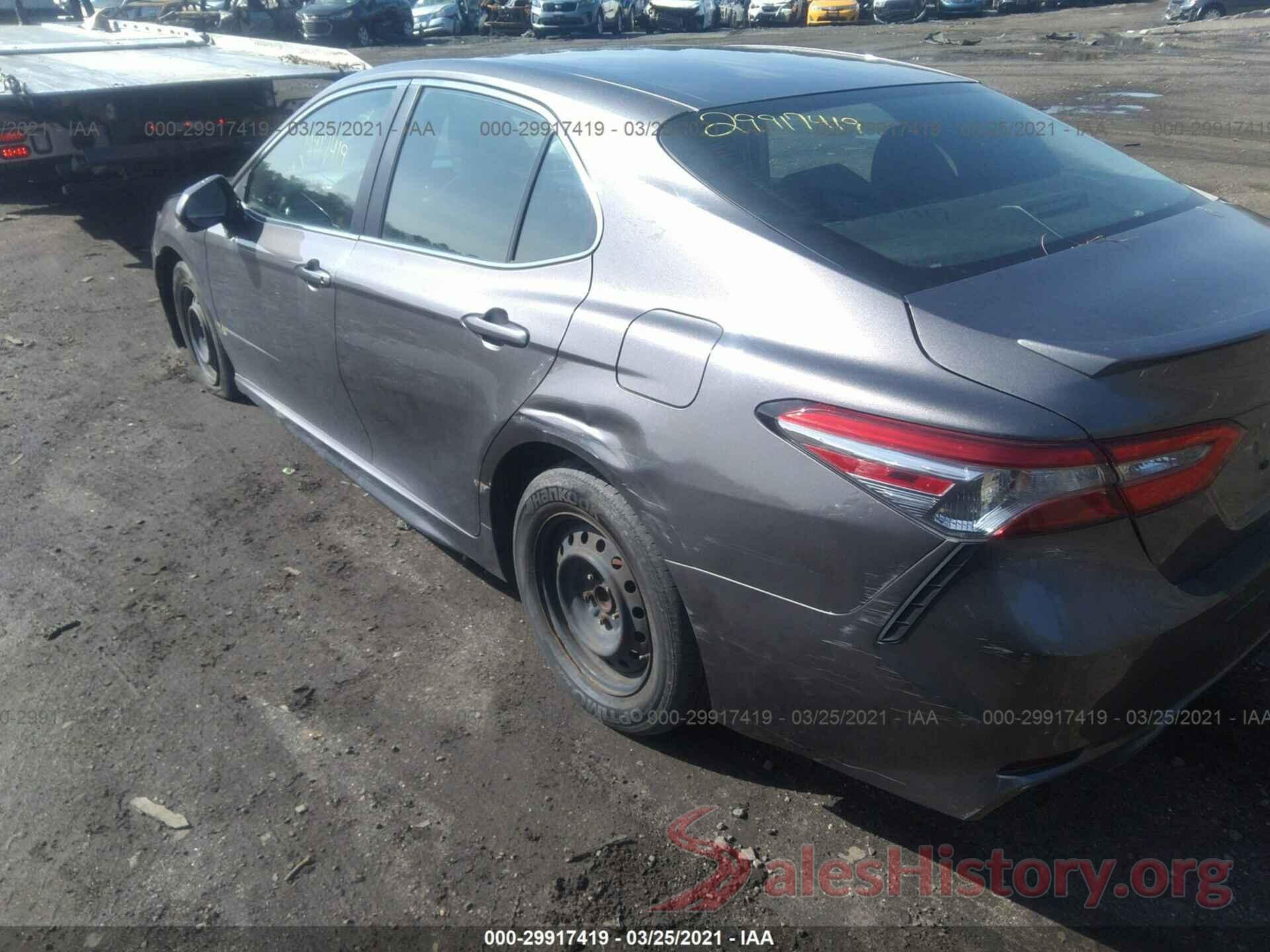 4T1B11HK8JU042018 2018 TOYOTA CAMRY