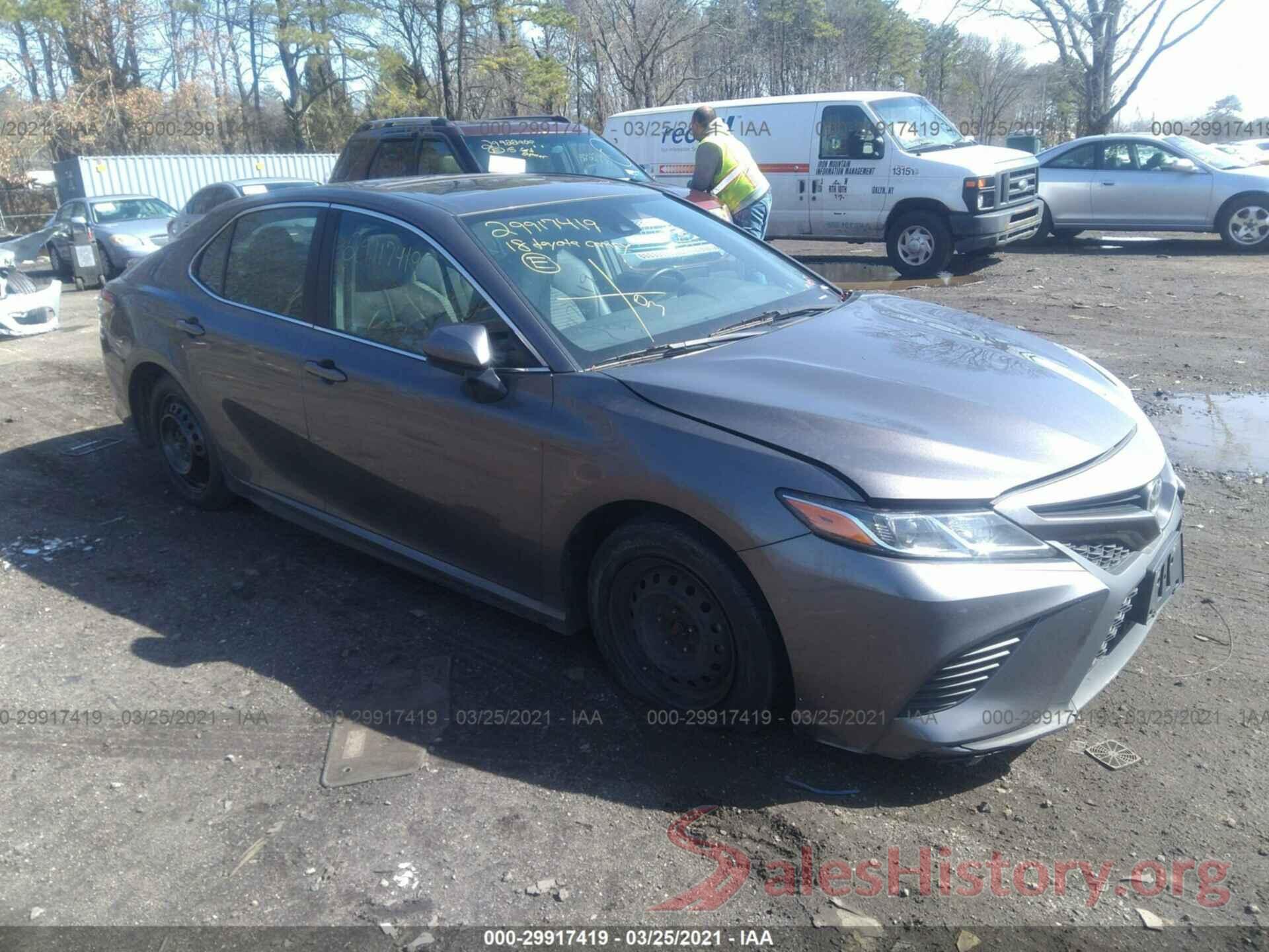 4T1B11HK8JU042018 2018 TOYOTA CAMRY