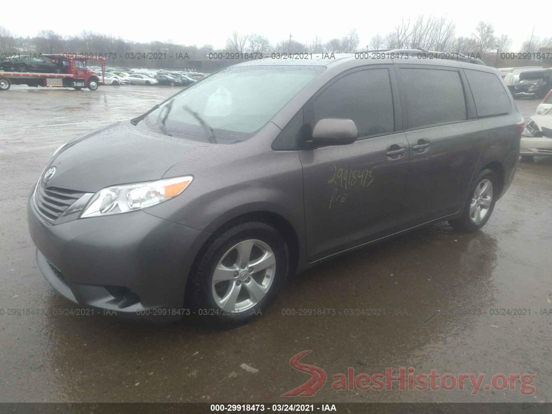 5TDKZ3DC1HS783746 2017 TOYOTA SIENNA