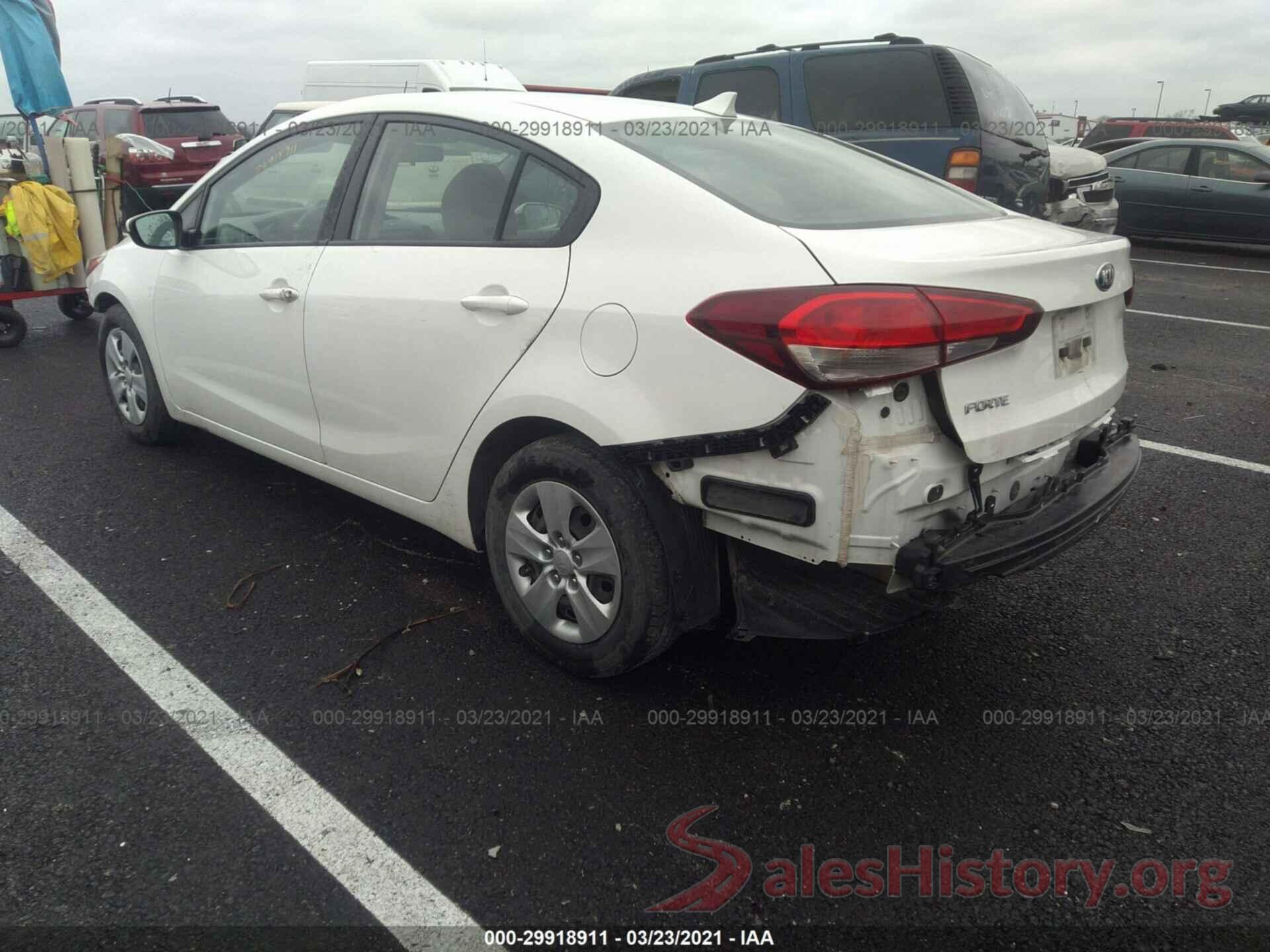 3KPFK4A77JE243918 2018 KIA FORTE