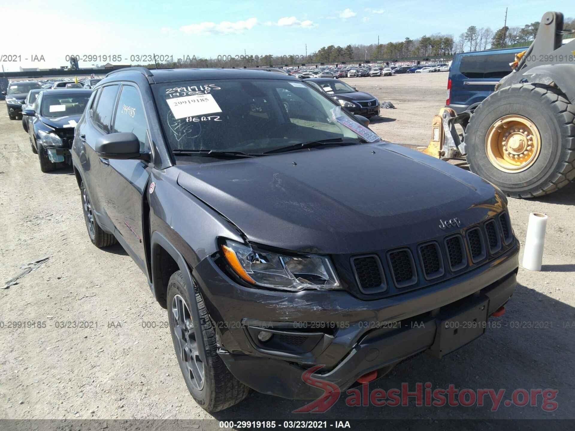 3C4NJDDBXKT733281 2019 JEEP COMPASS