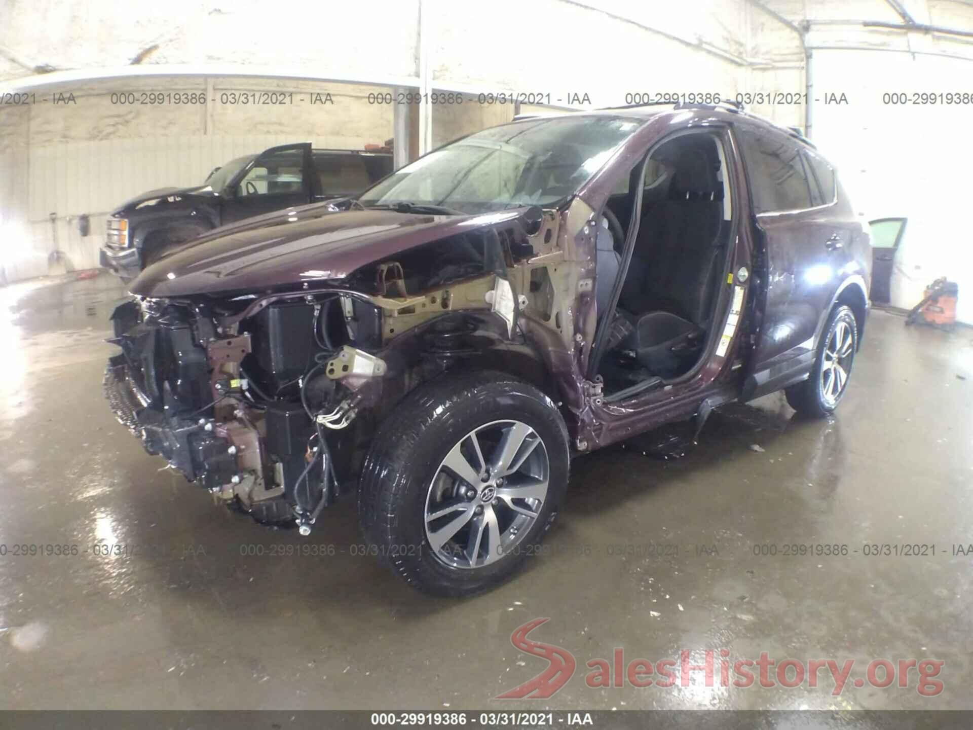 2T3RFREV3HW558494 2017 TOYOTA RAV4