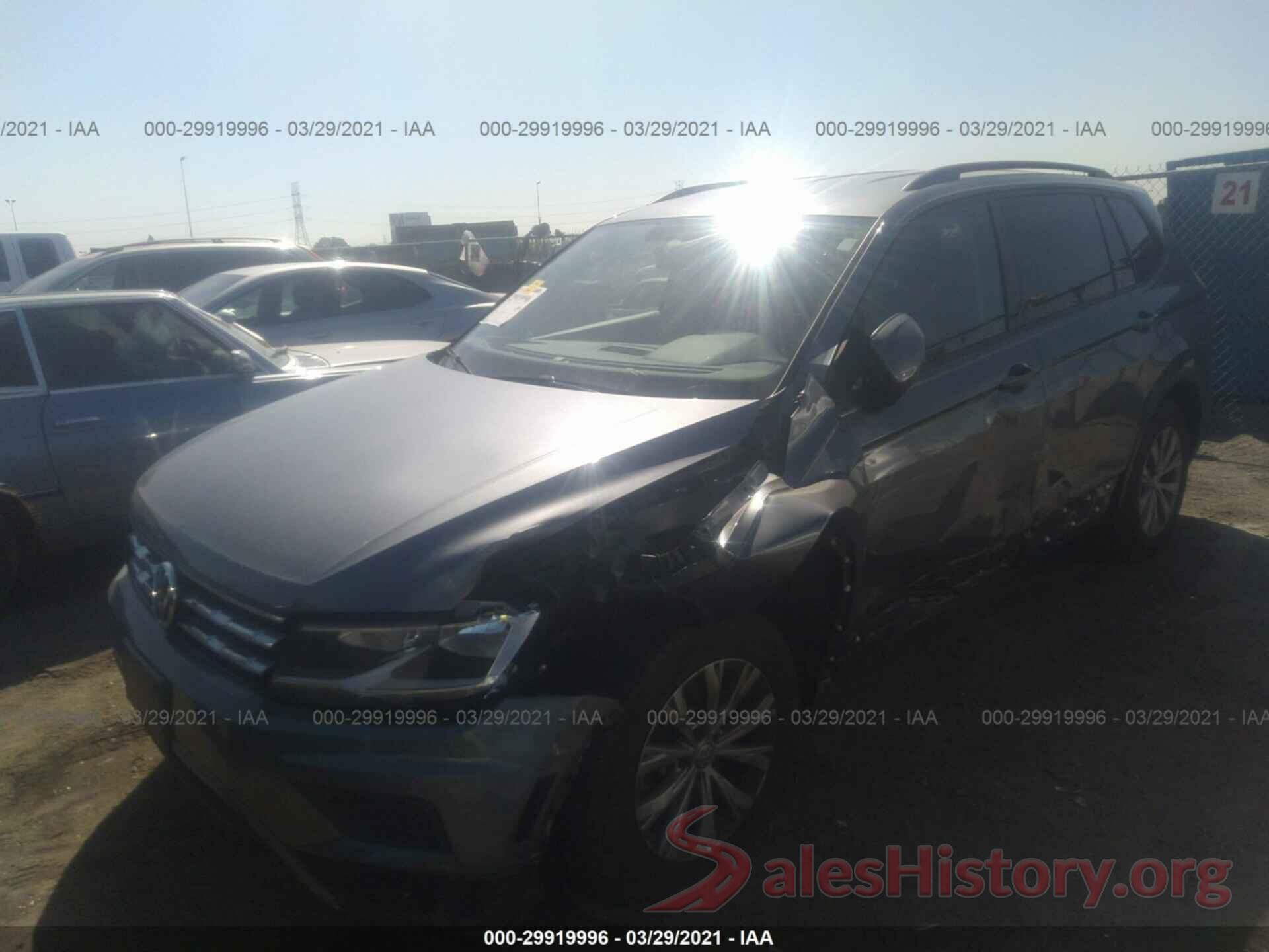 3VV1B7AX3KM194687 2019 VOLKSWAGEN TIGUAN