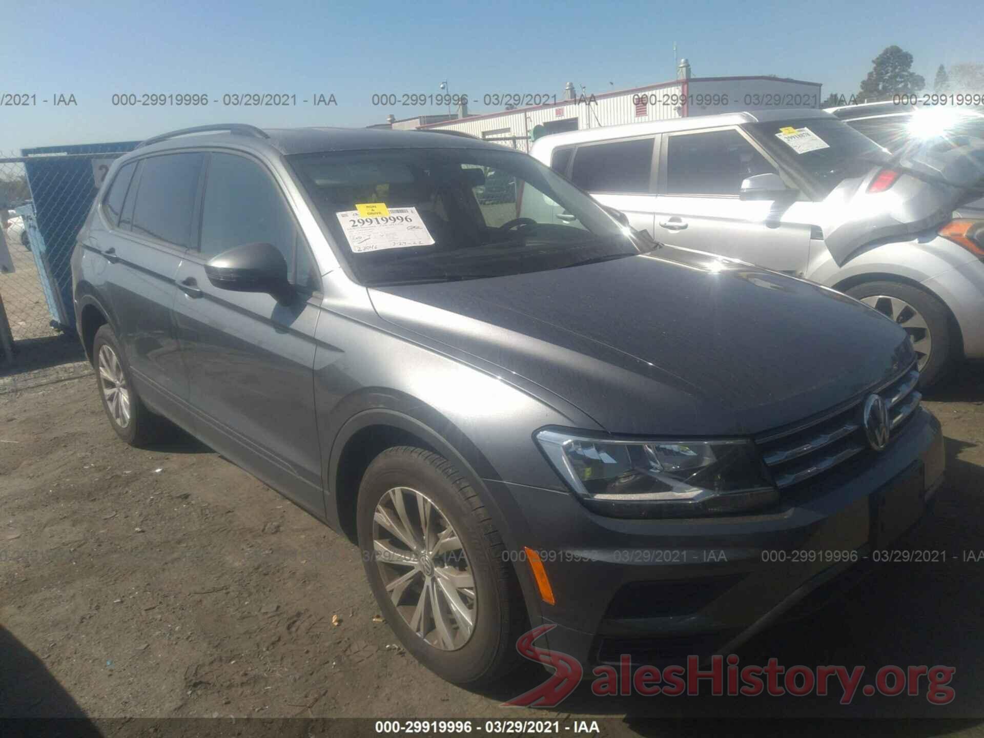 3VV1B7AX3KM194687 2019 VOLKSWAGEN TIGUAN