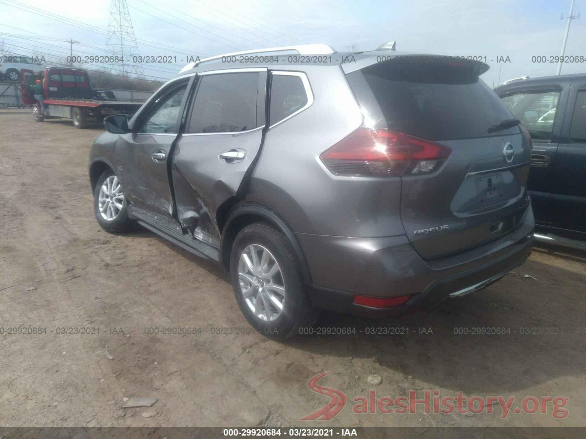 KNMAT2MV7JP608605 2018 NISSAN ROGUE