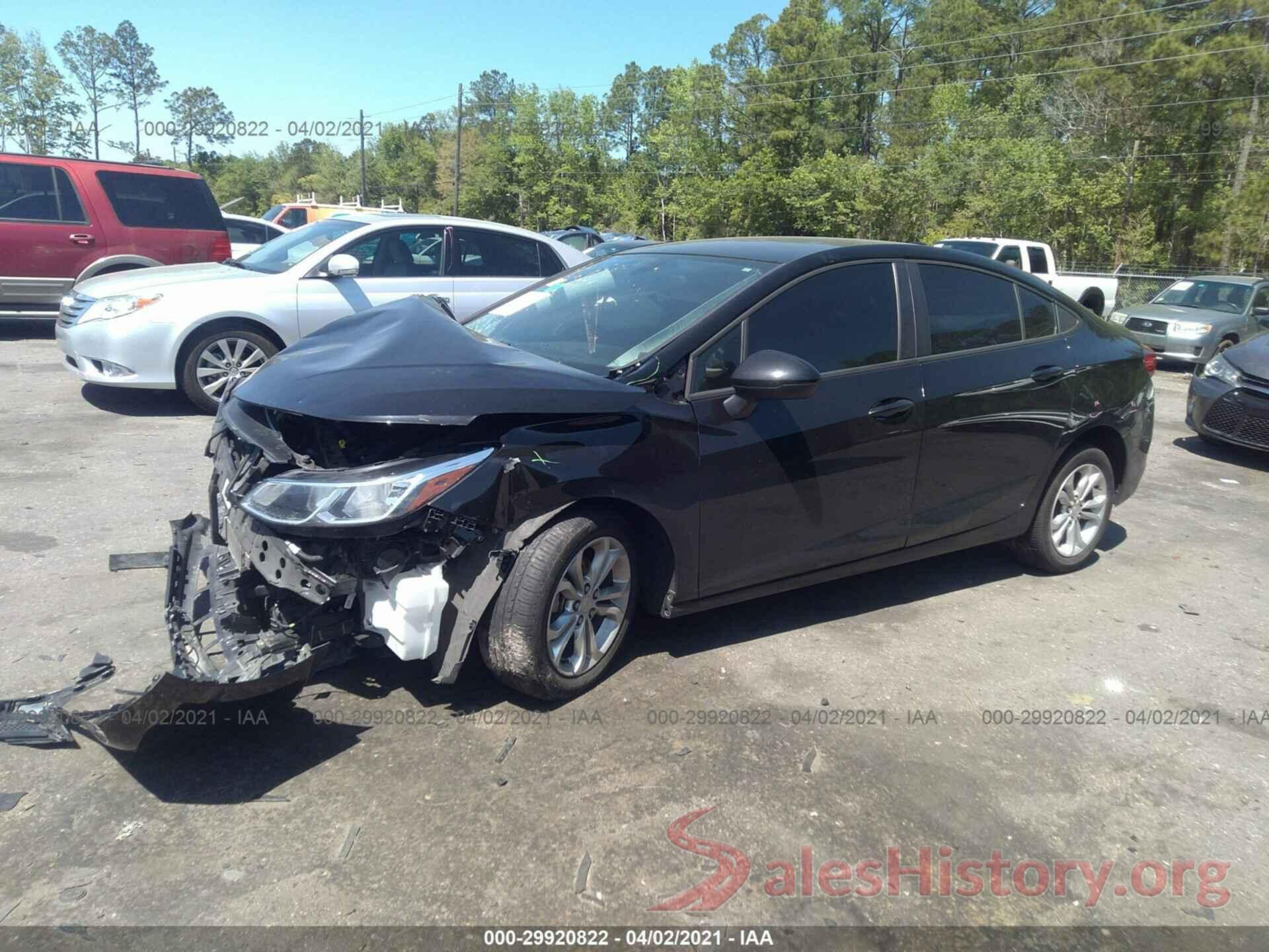 1G1BC5SM5K7113667 2019 CHEVROLET CRUZE