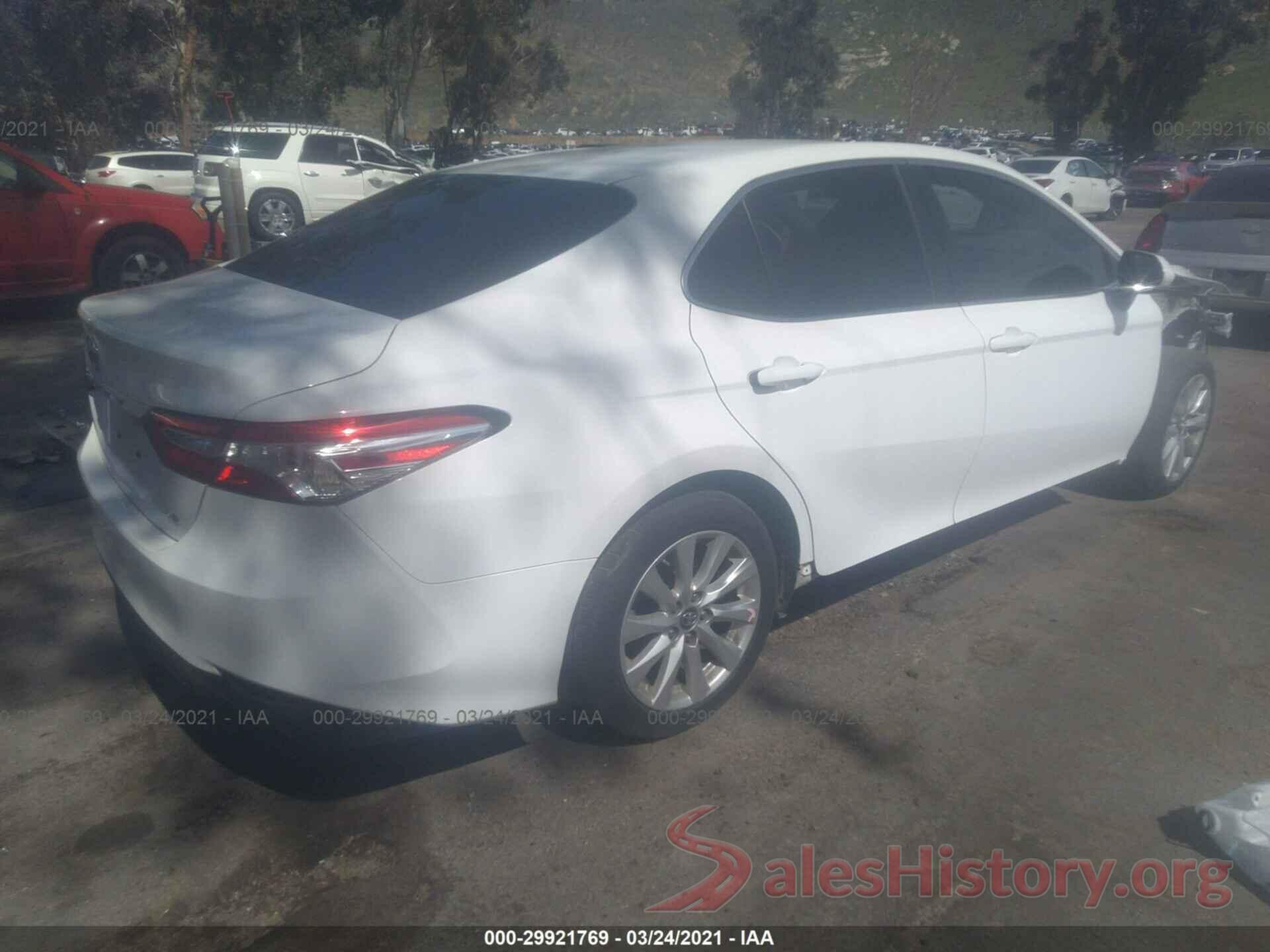 4T1B11HK5JU023569 2018 TOYOTA CAMRY