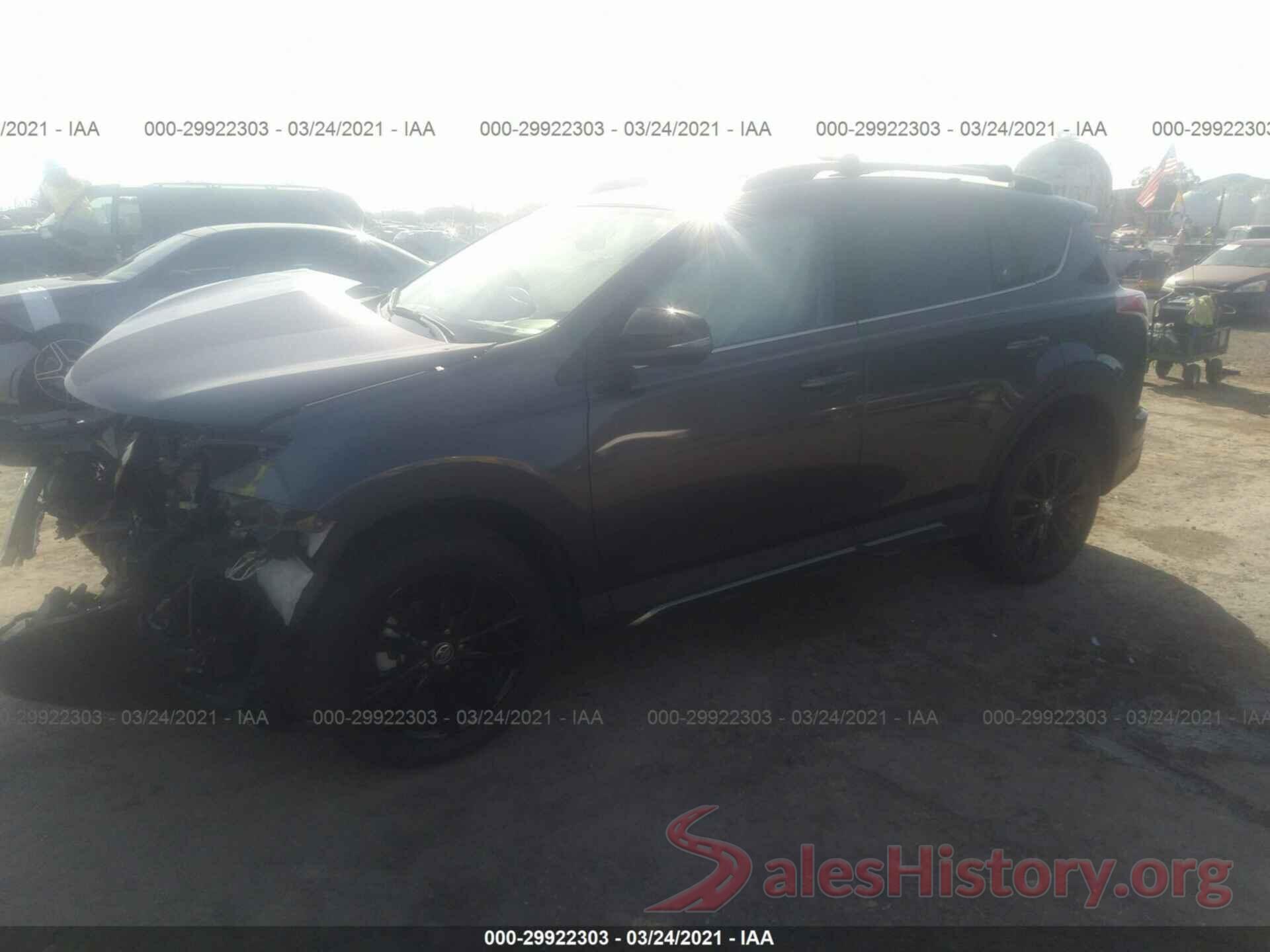 2T3RFREV5JW827214 2018 TOYOTA RAV4