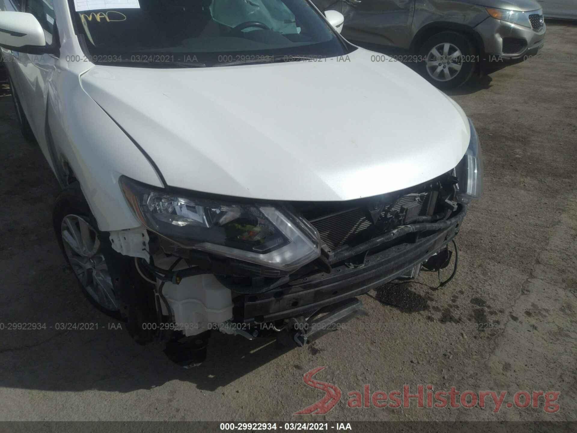 KNMAT2MV0JP555634 2018 NISSAN ROGUE