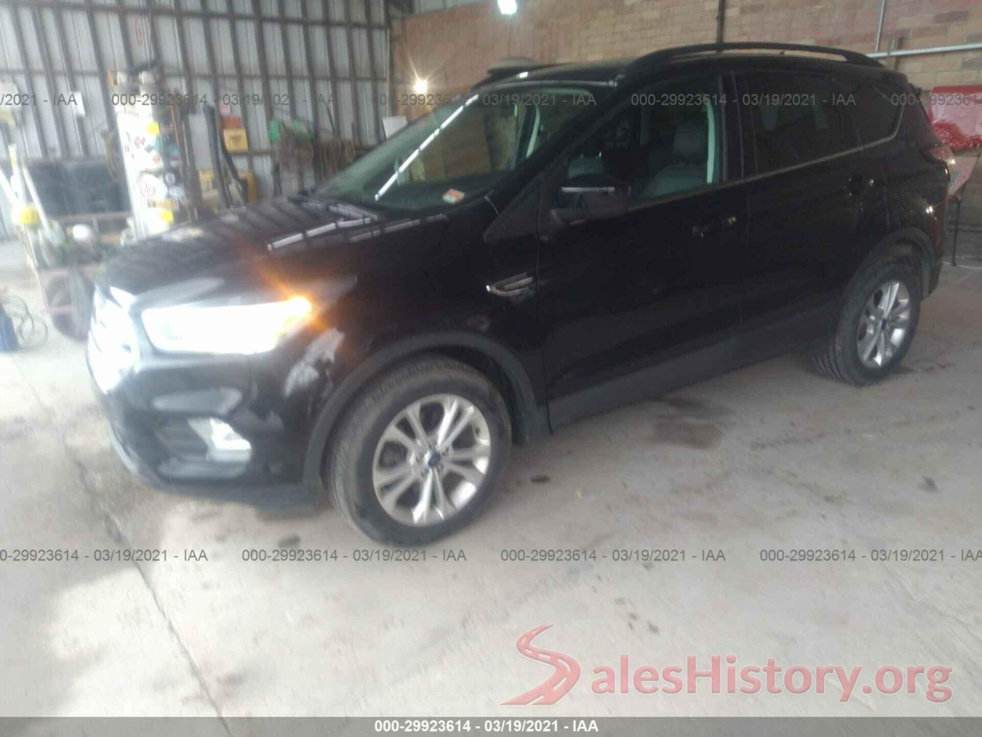 1FMCU9HD7JUA51949 2018 FORD ESCAPE