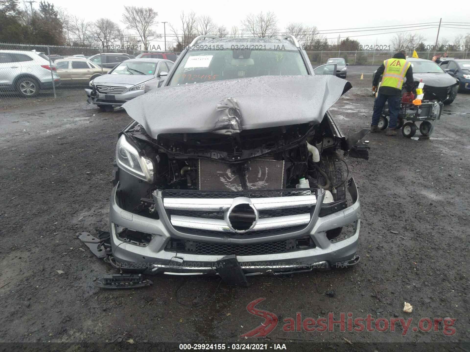 4JGDF6EE0GA700530 2016 MERCEDES-BENZ GL