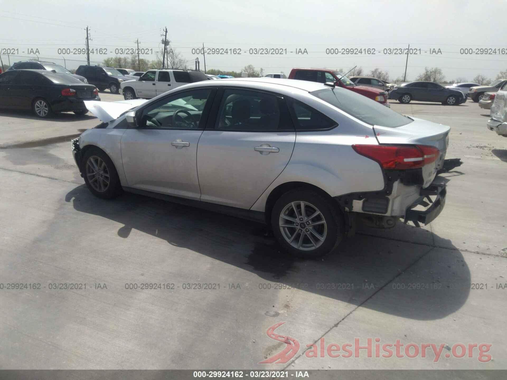 1FADP3F22JL240082 2018 FORD FOCUS