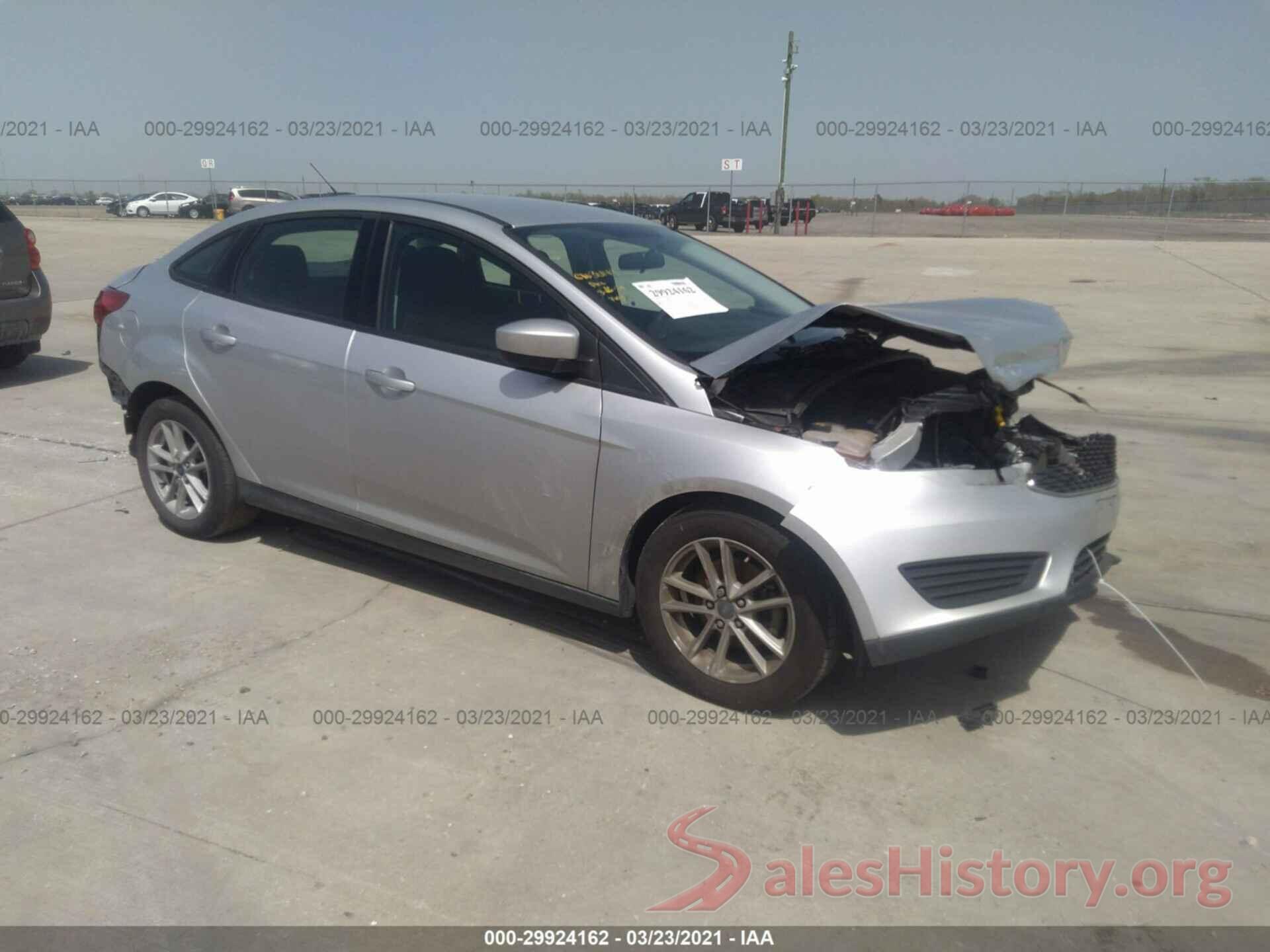 1FADP3F22JL240082 2018 FORD FOCUS