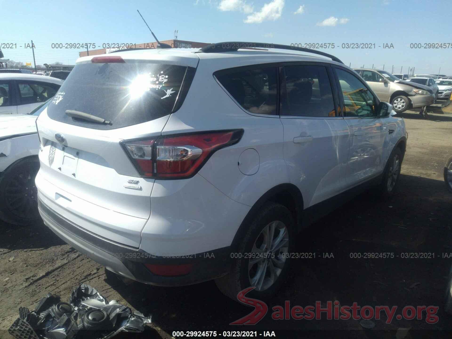 1FMCU0GD8JUC61232 2018 FORD ESCAPE