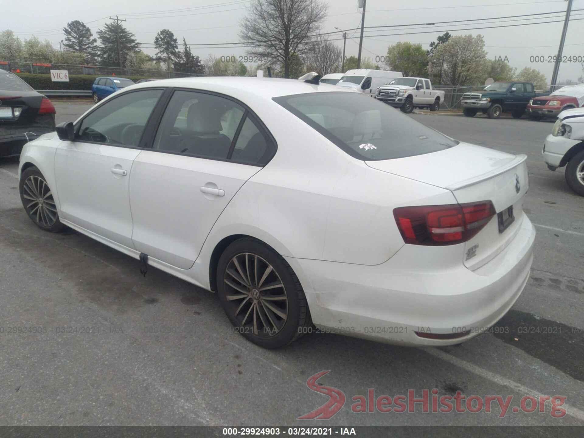 3VWD17AJ4GM269590 2016 VOLKSWAGEN JETTA SEDAN