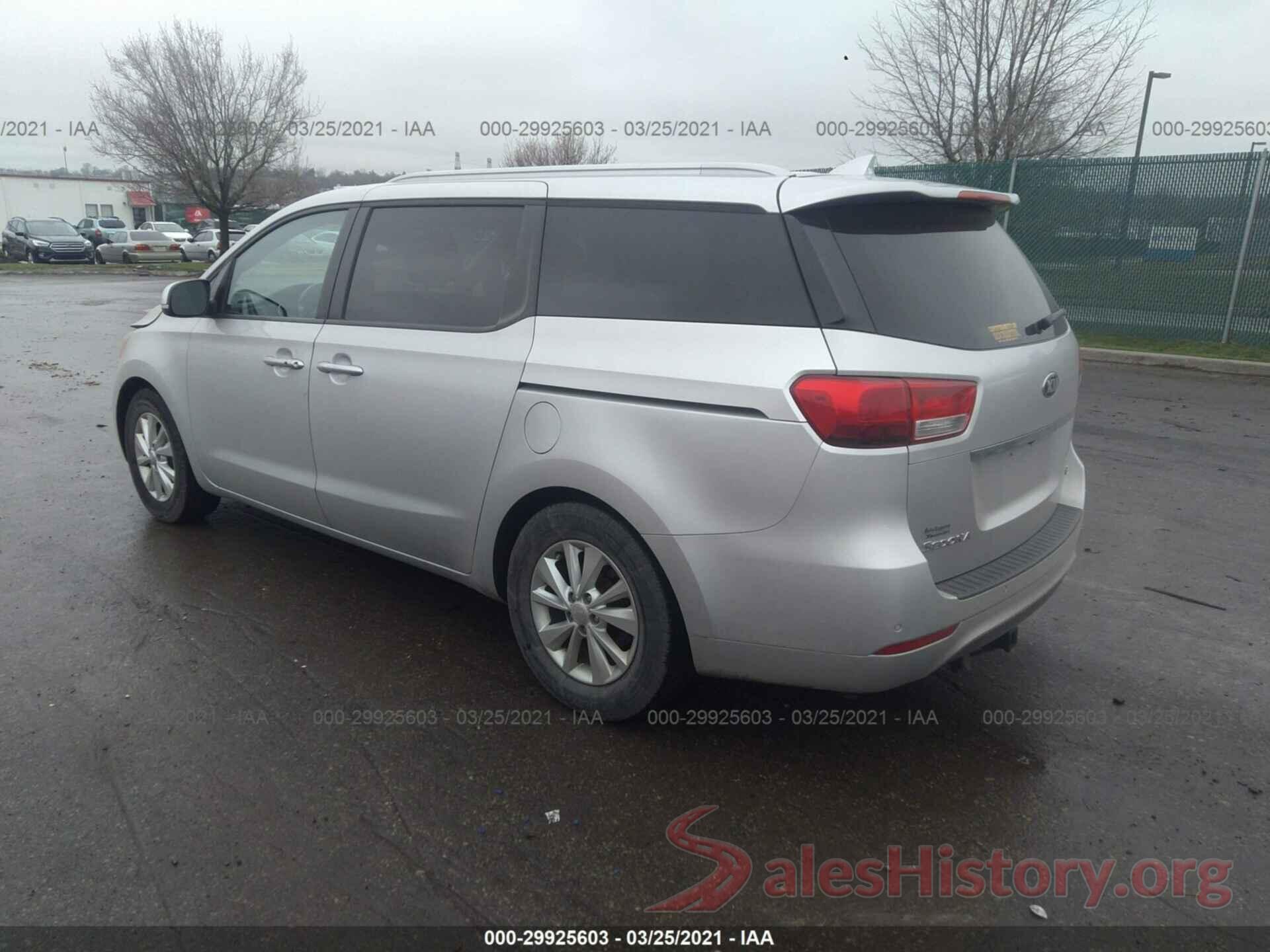 KNDMB5C18H6305090 2017 KIA SEDONA