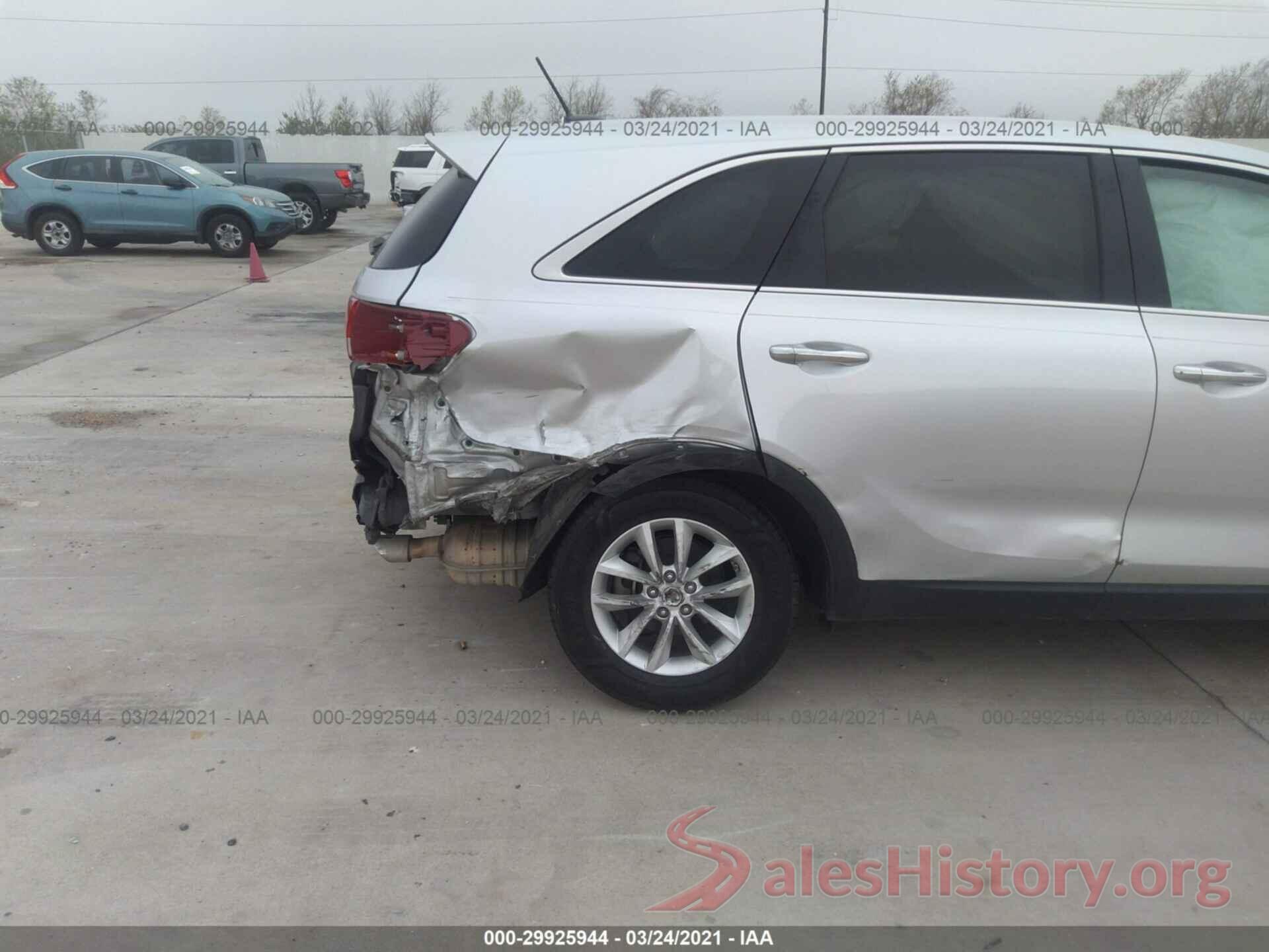 5XYPG4A30GG147014 2016 KIA SORENTO