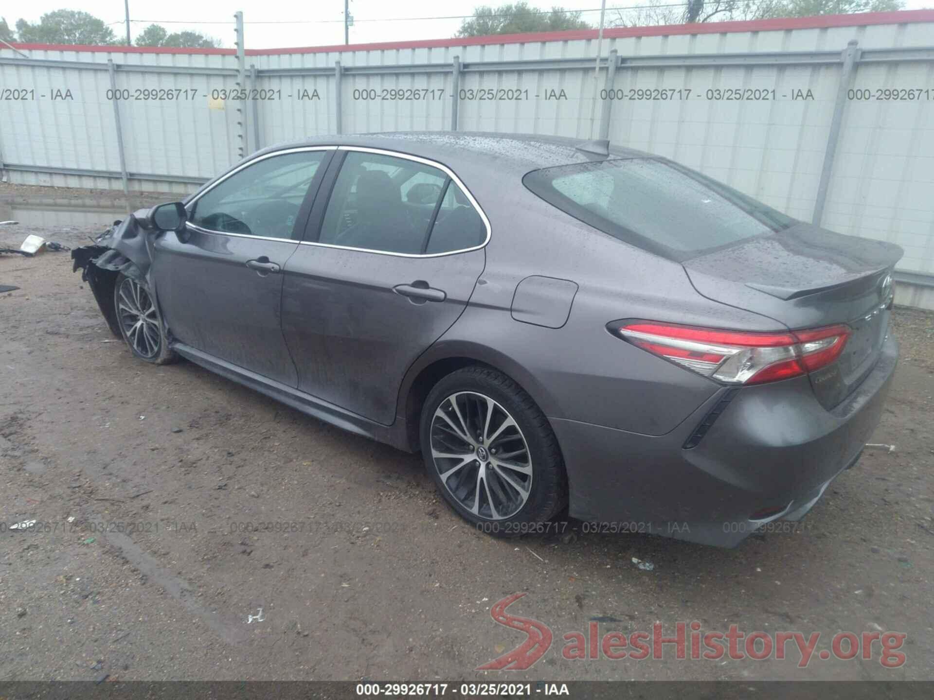 4T1B11HK0KU692575 2019 TOYOTA CAMRY