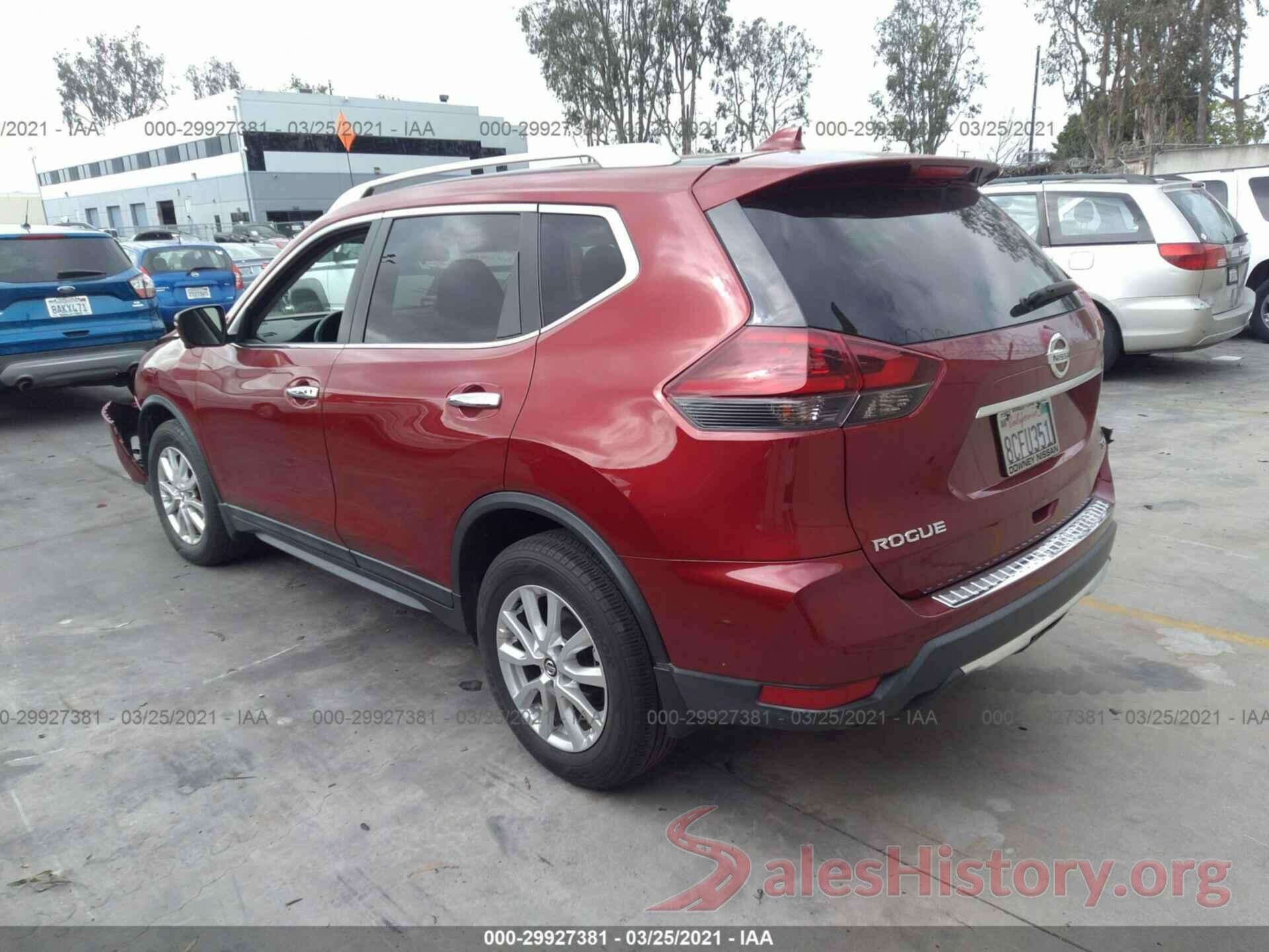 5N1AT2MT5JC708574 2018 NISSAN ROGUE