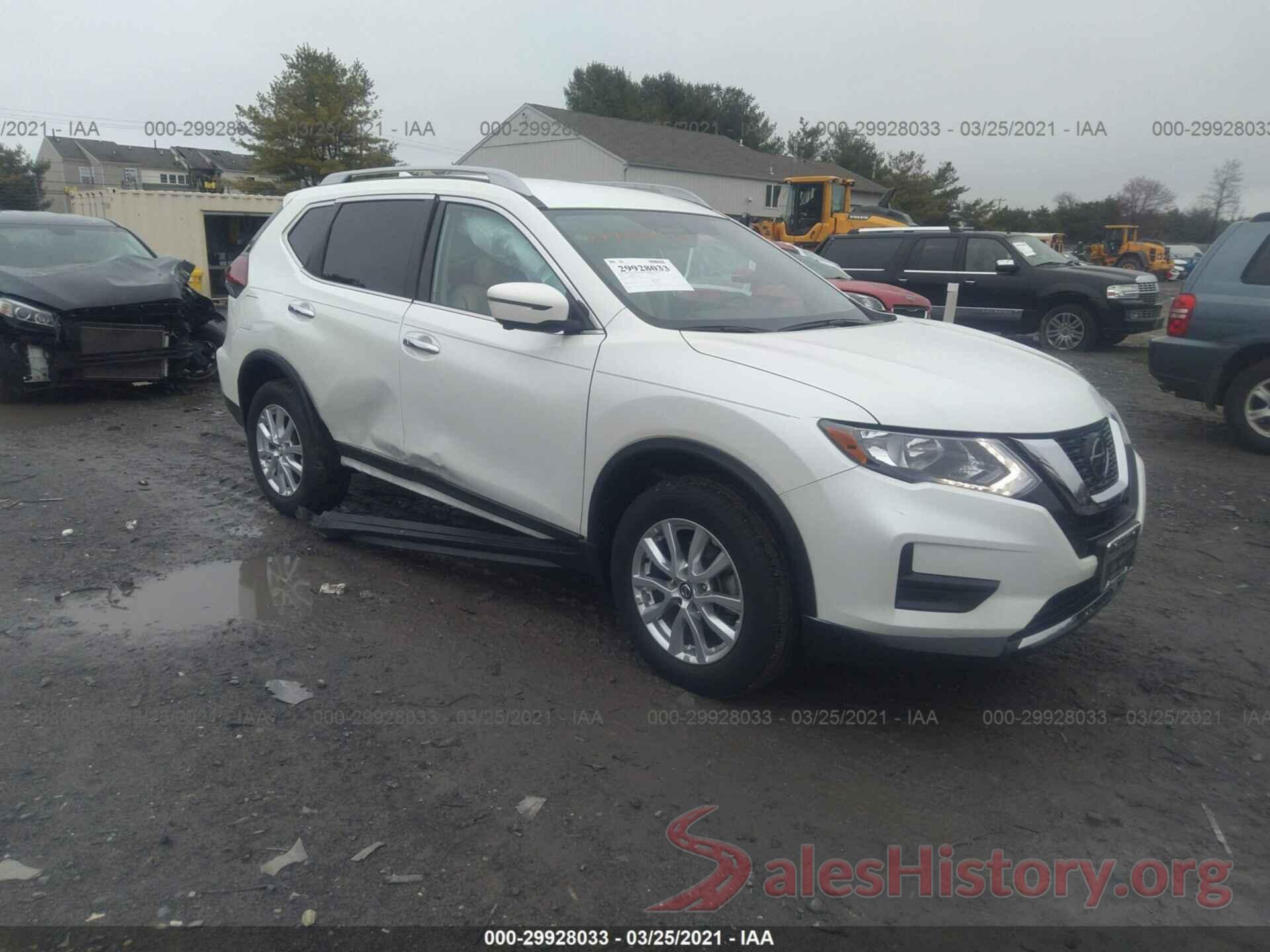 5N1AT2MV1JC841818 2018 NISSAN ROGUE