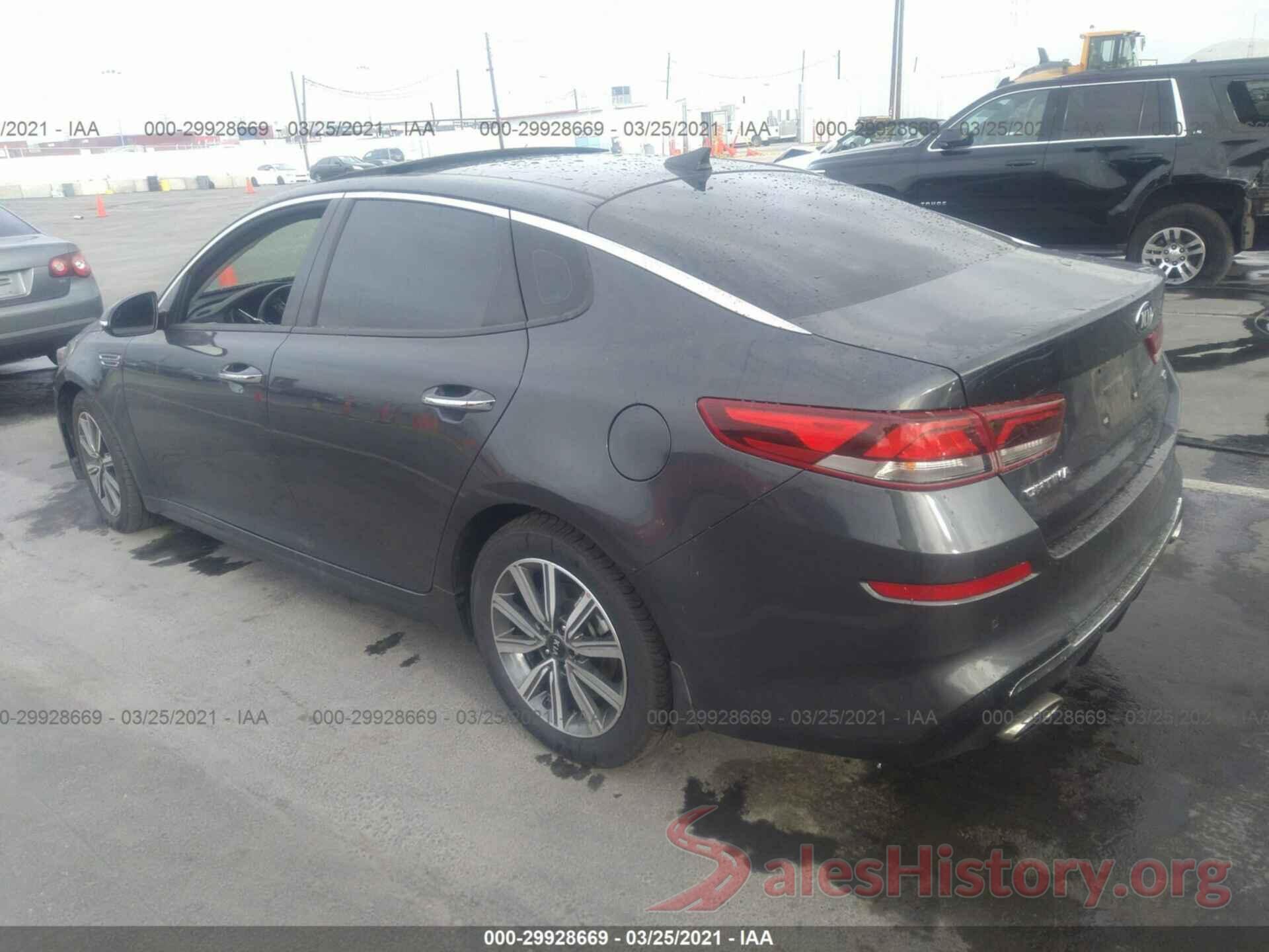 5XXGU4L16KG304885 2019 KIA OPTIMA