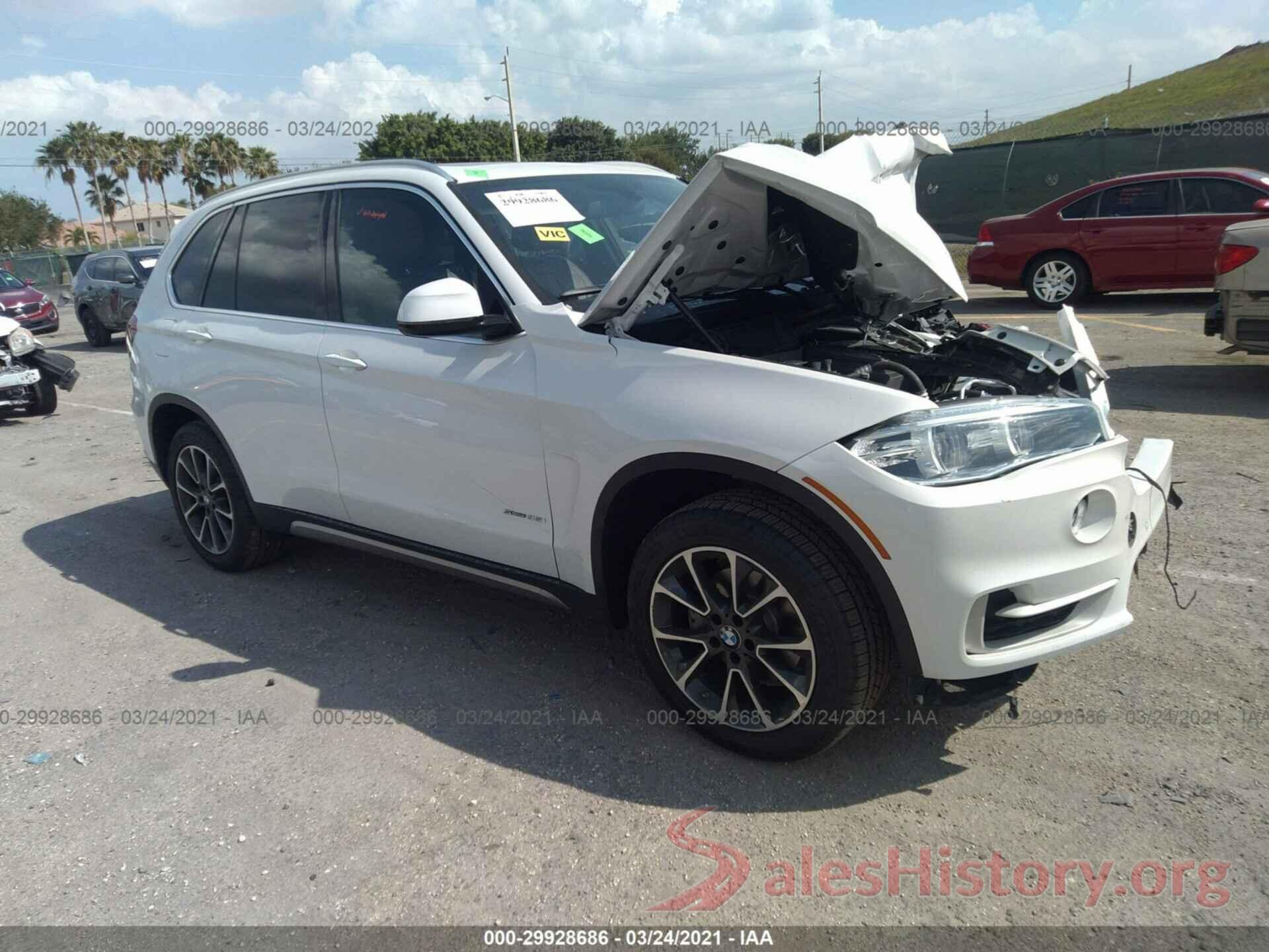 5UXKR2C5XJ0X09634 2018 BMW X5