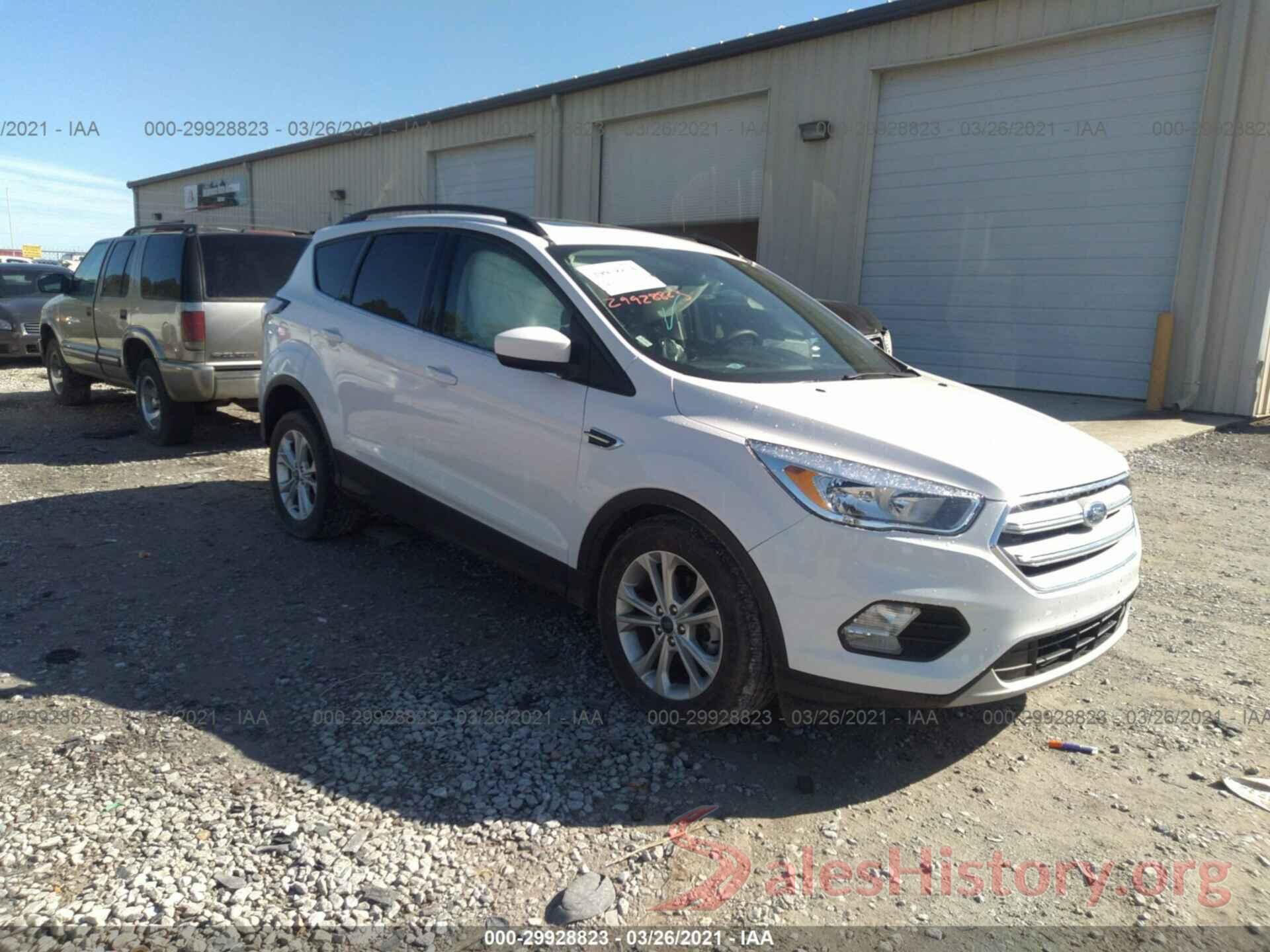 1FMCU0GD9JUC77035 2018 FORD ESCAPE