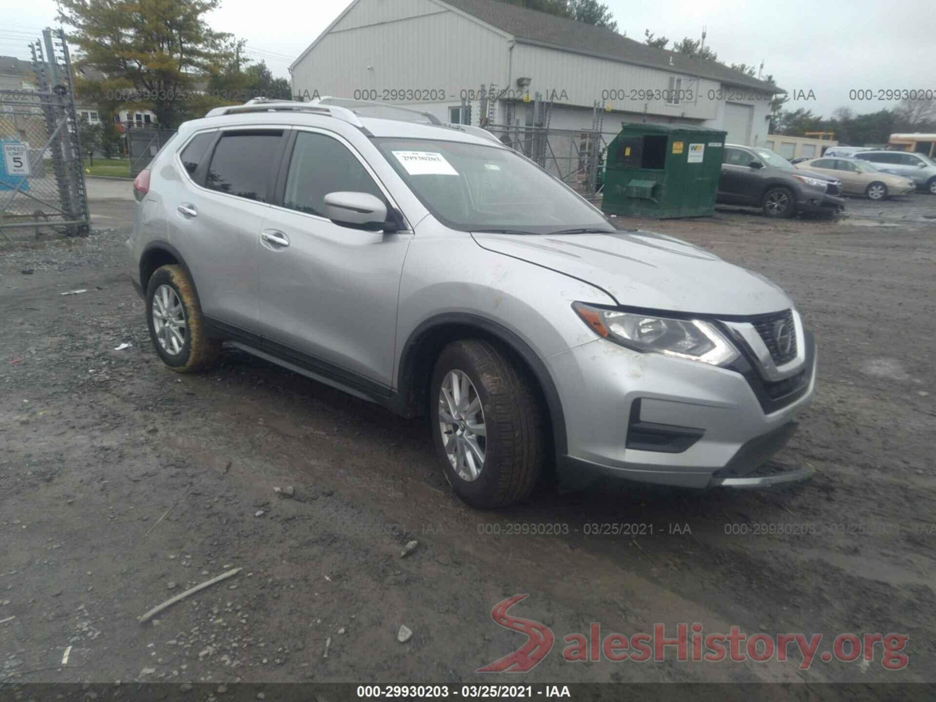 KNMAT2MT1JP579746 2018 NISSAN ROGUE